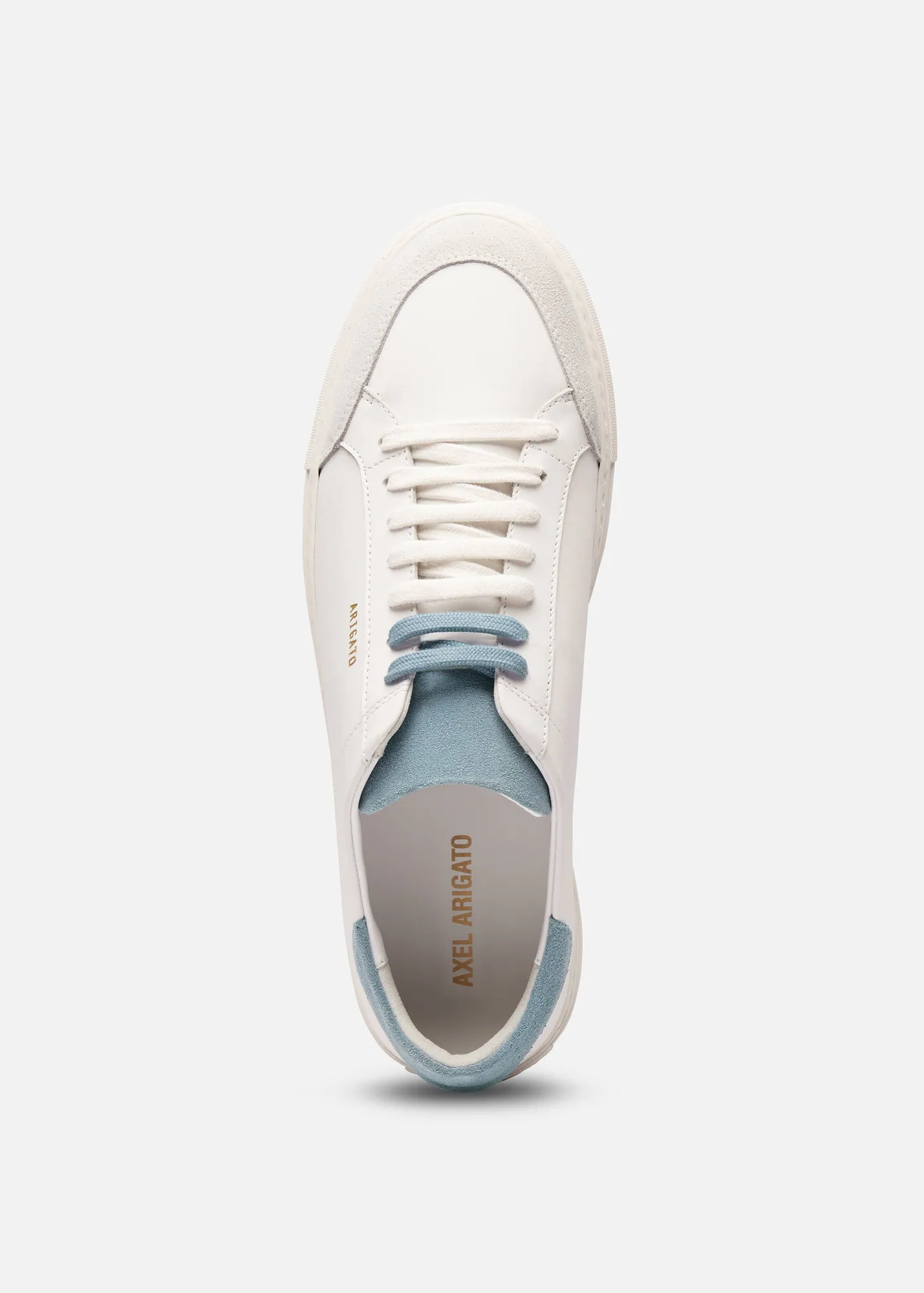 Clean 90 Triple Sneaker