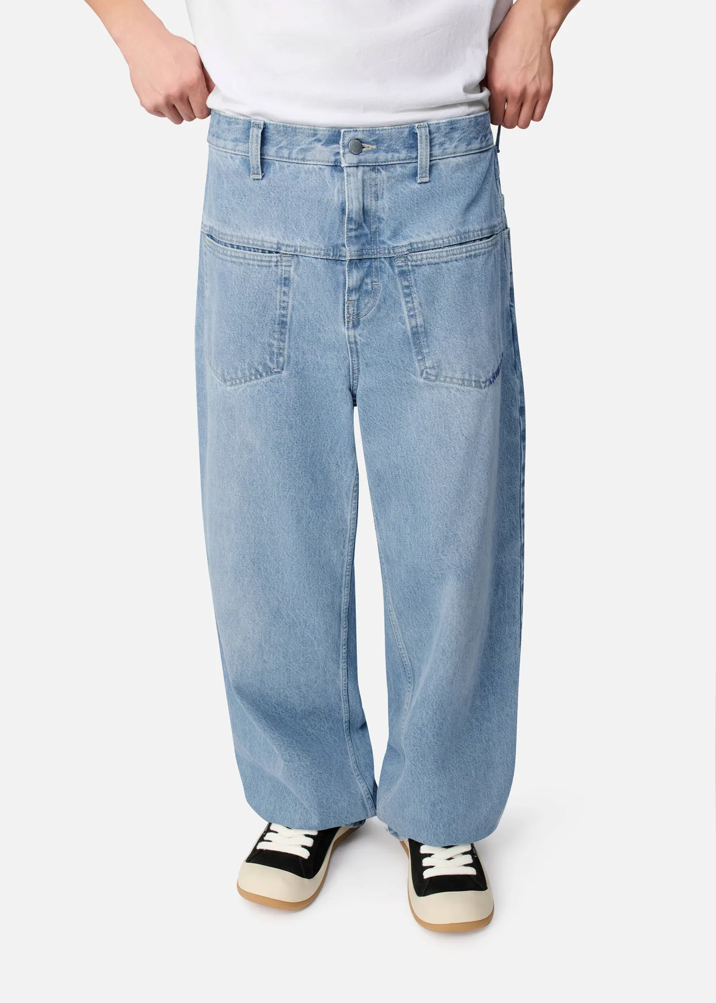 Invert Relaxed Jeans