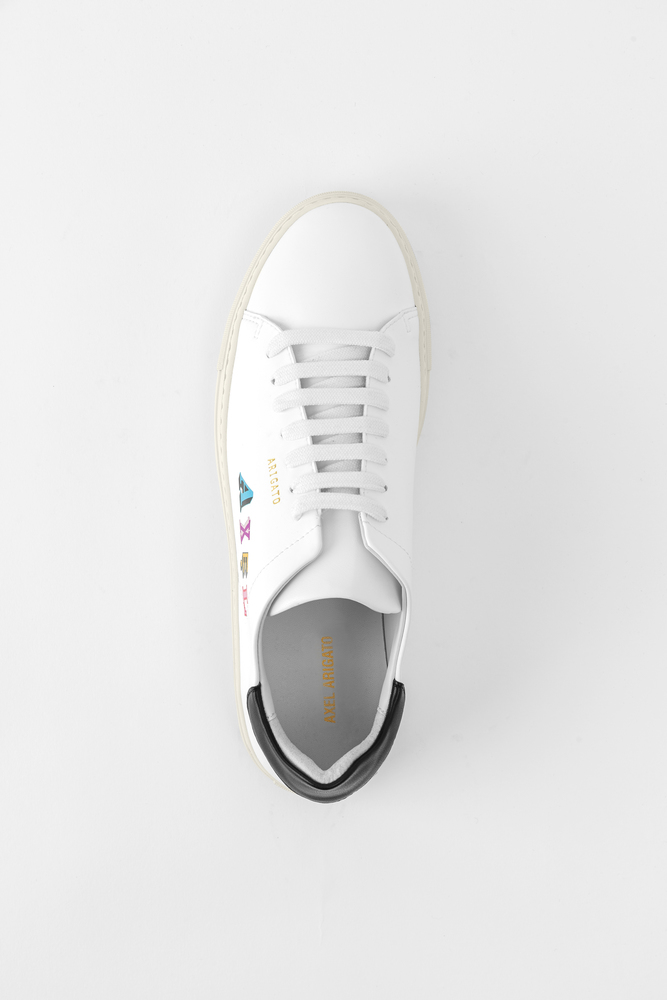 Clean 90 Monogram Sneaker