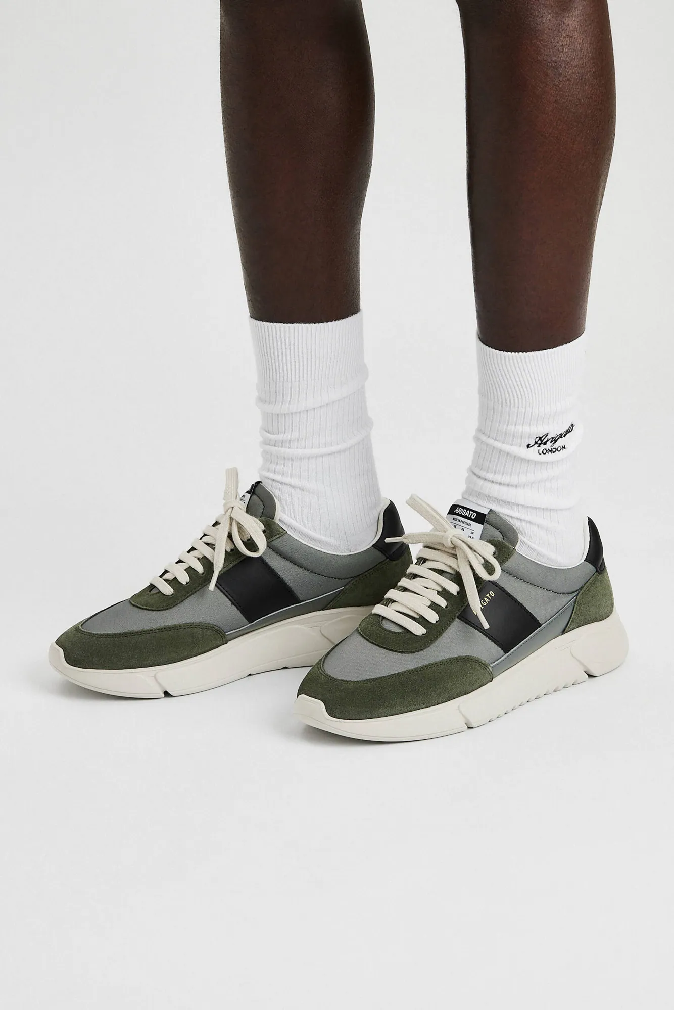 Genesis Vintage Runner