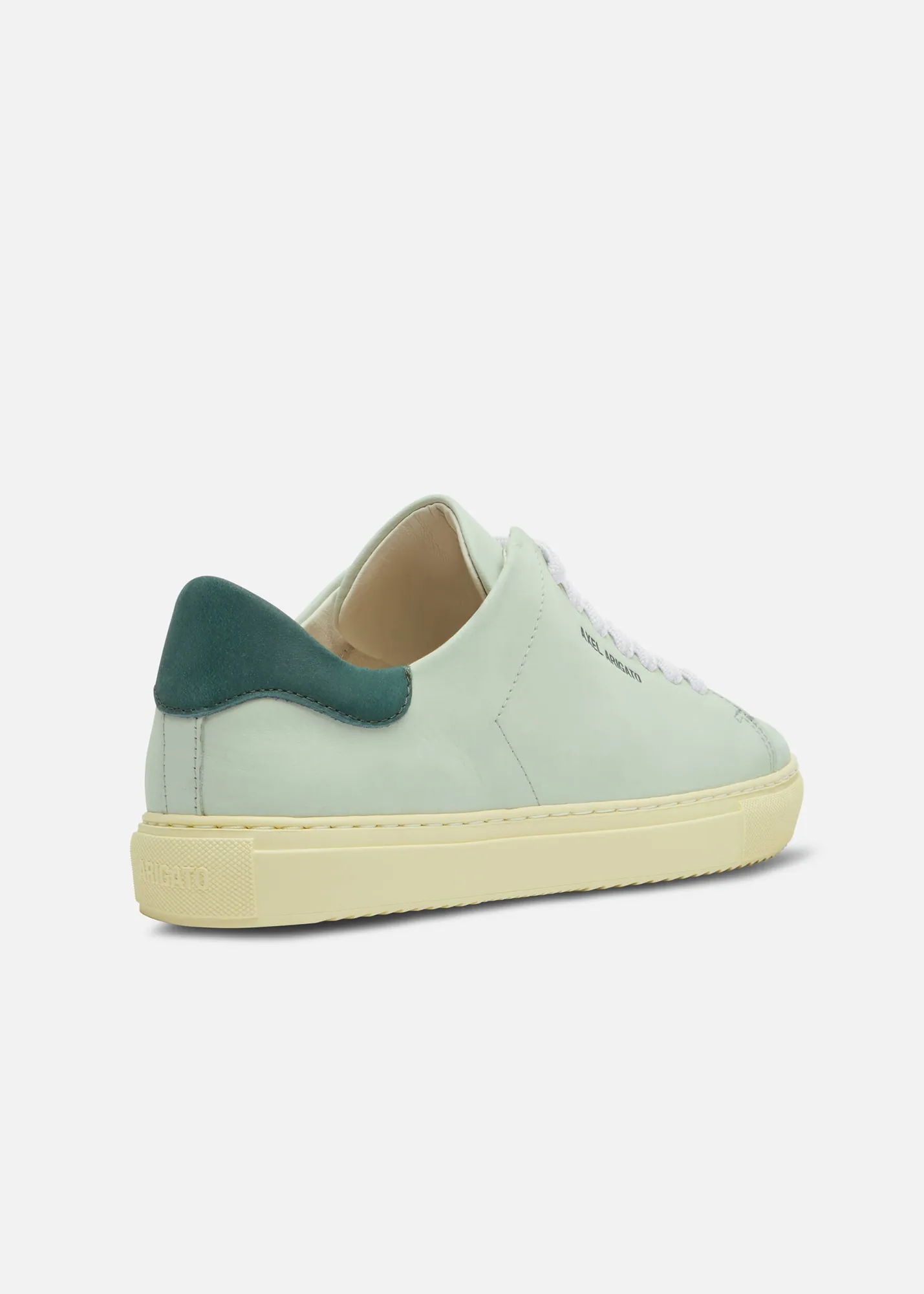 Clean 90 Sneaker