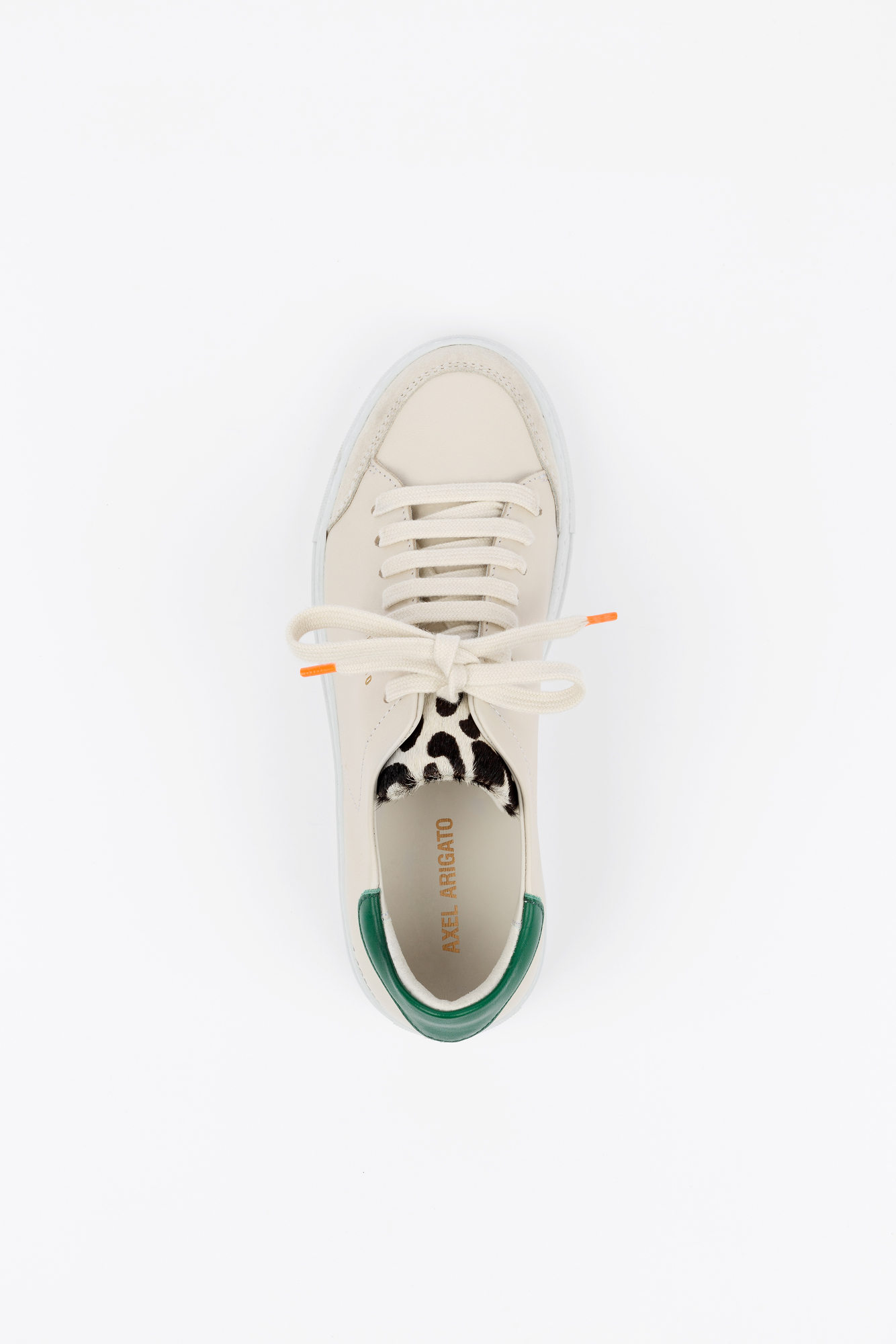 Clean 90 Triple Sneaker