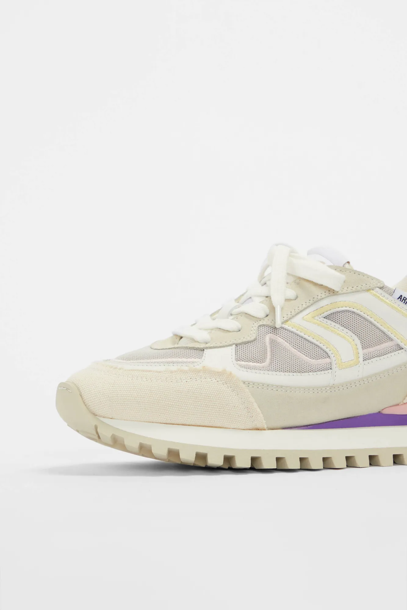 Sonar Sneaker