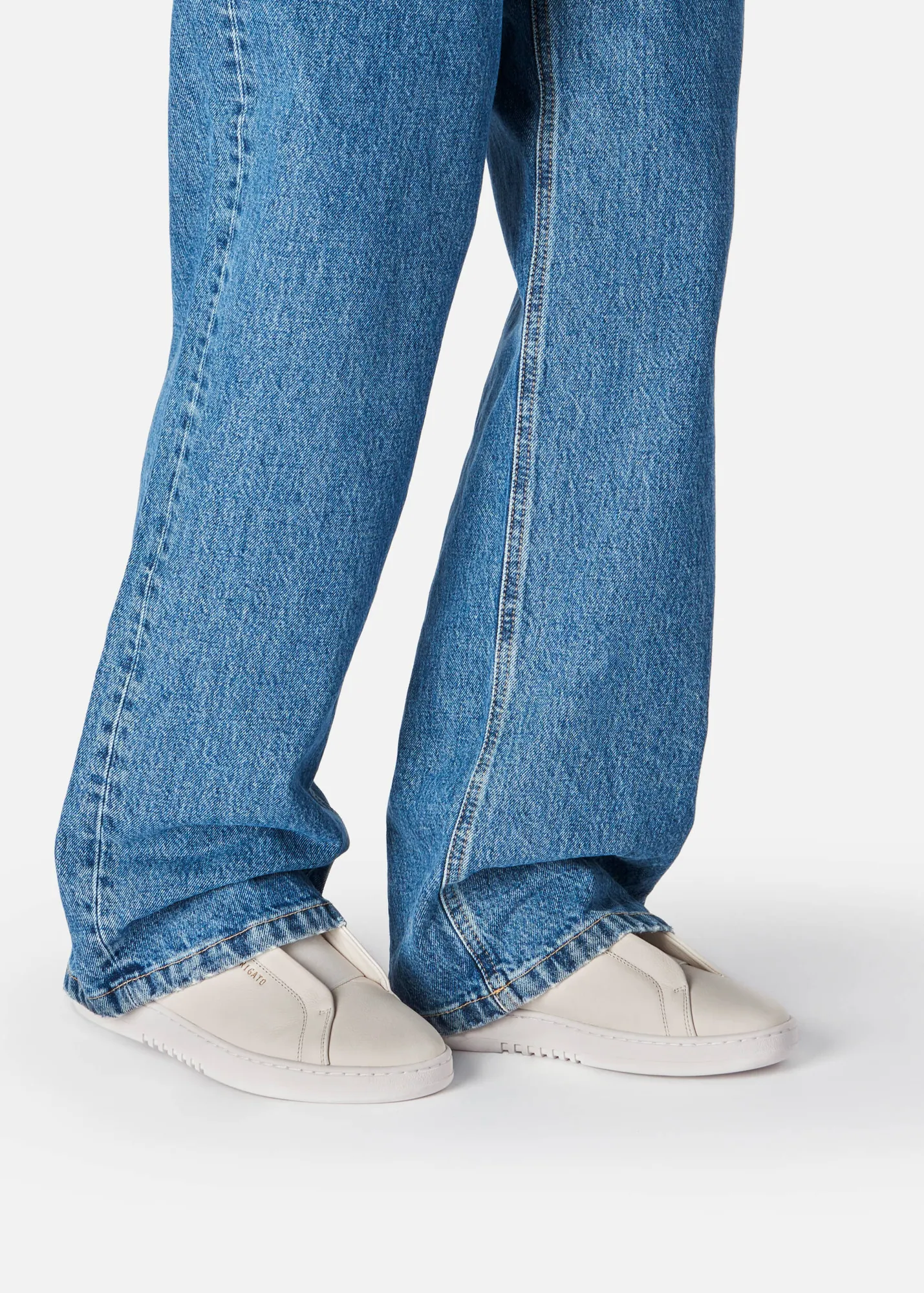 Dice Laceless Sneaker