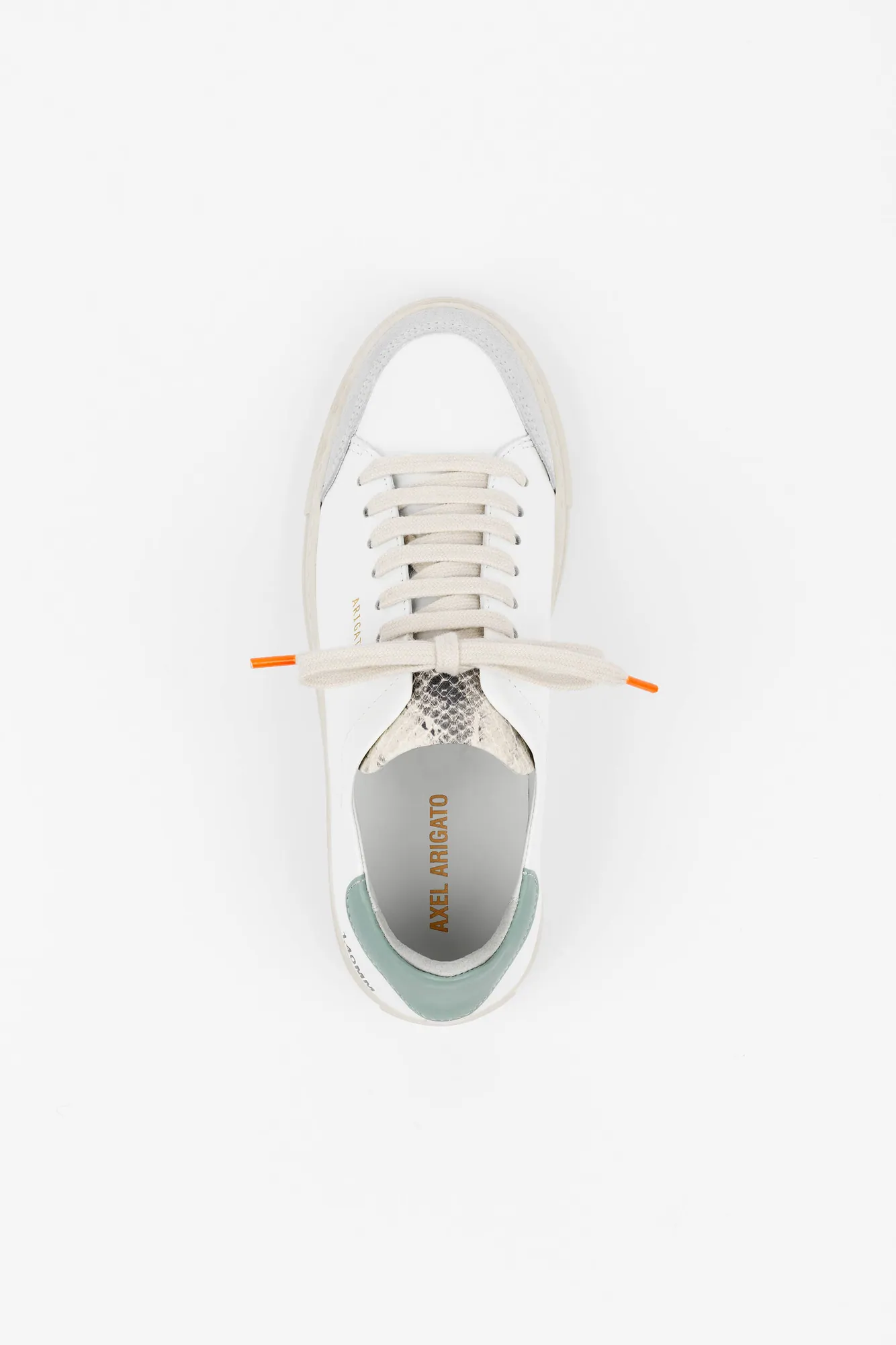 Clean 90 Triple Sneaker