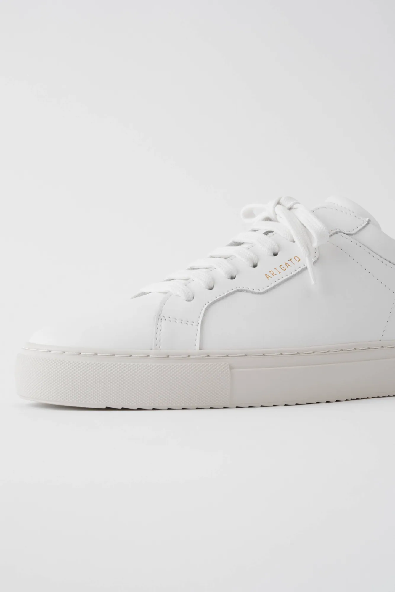 Clean 180 Sneaker