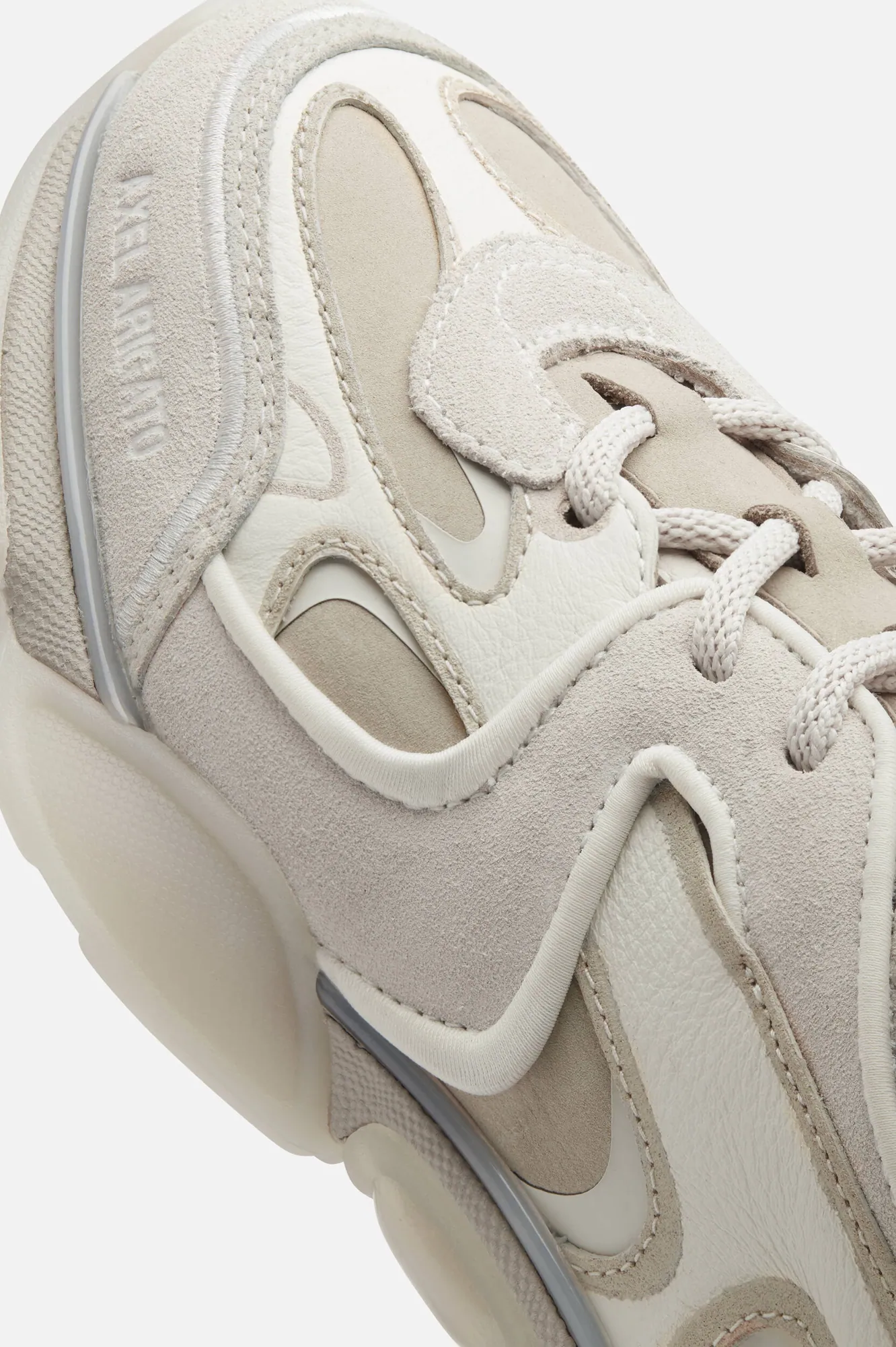 Eris Sneaker