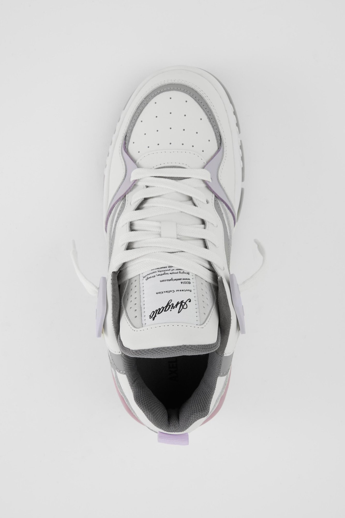 Astro Sneaker