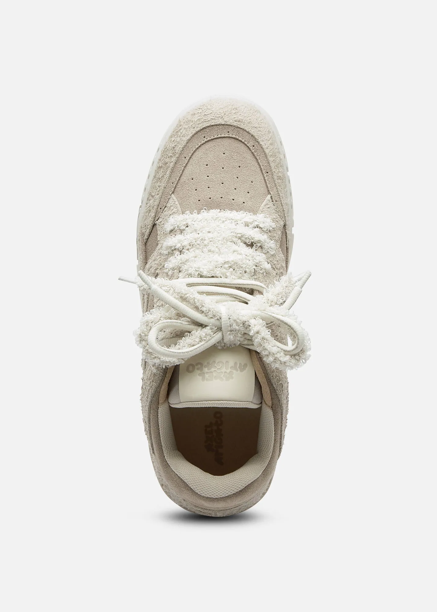 Area Lo Label Sneaker