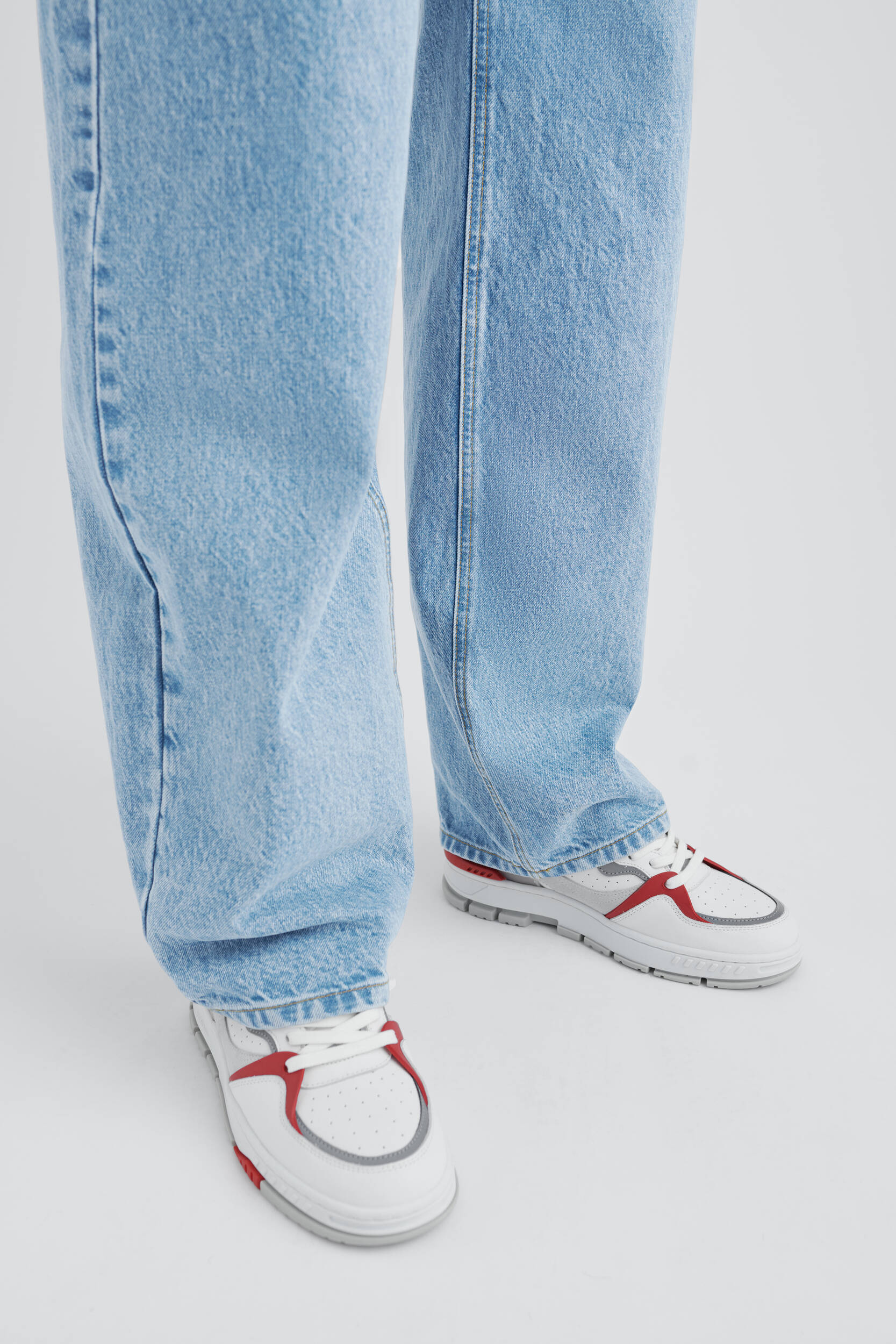 Zine Relaxed-Fit Jeans