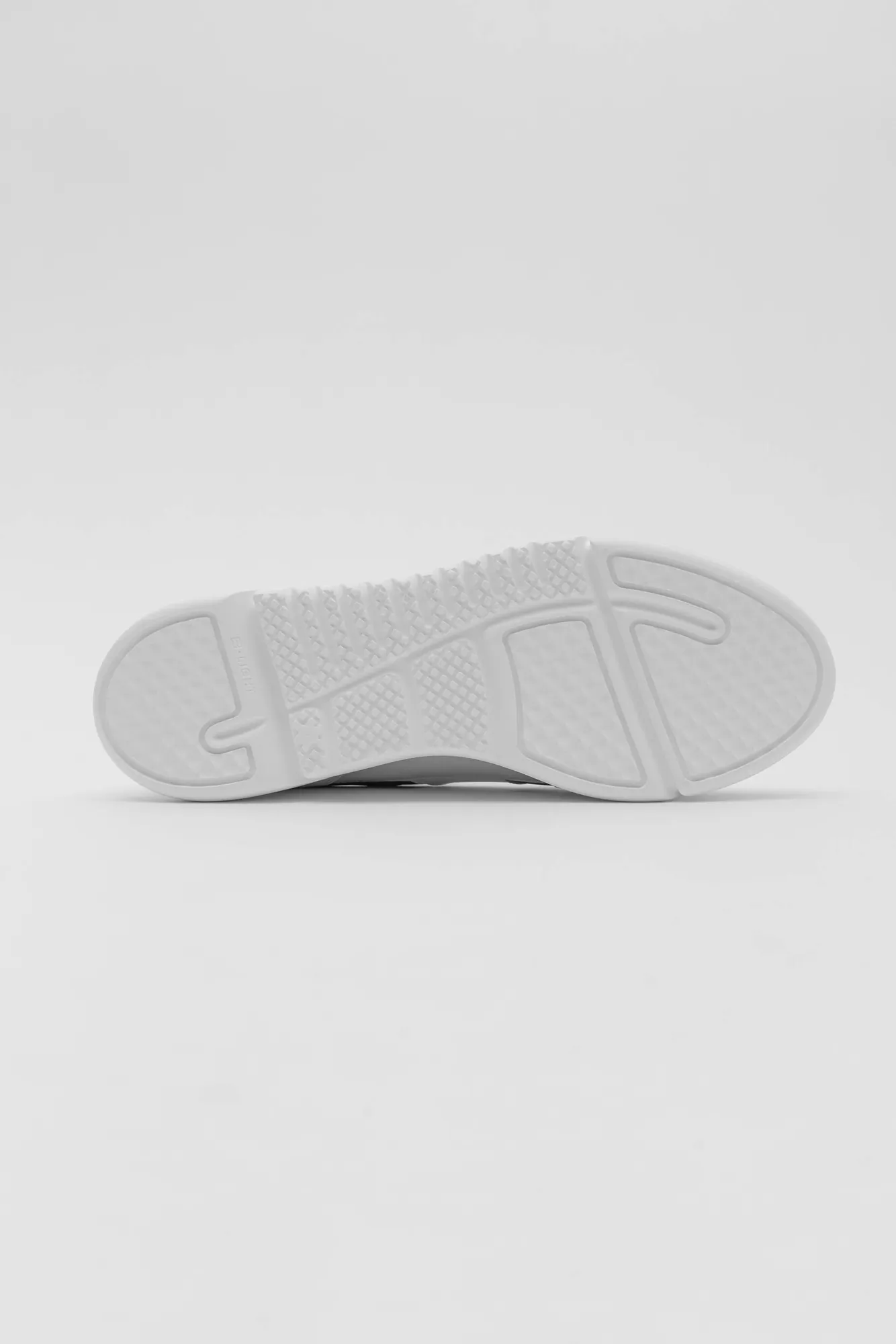 Genesis Vintage Runner