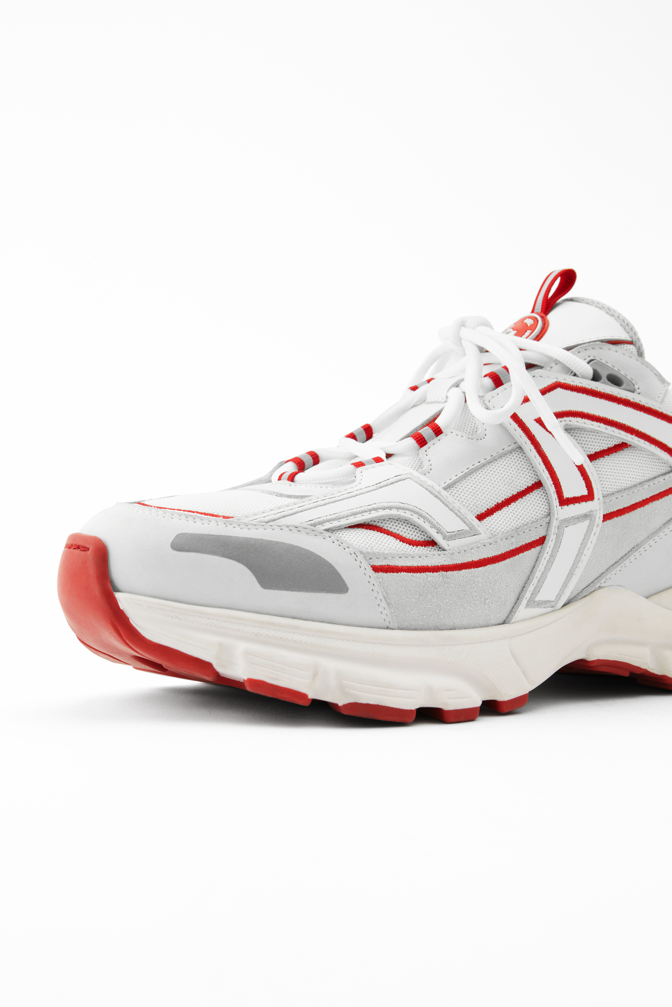 Marathon R-Trail Sneaker