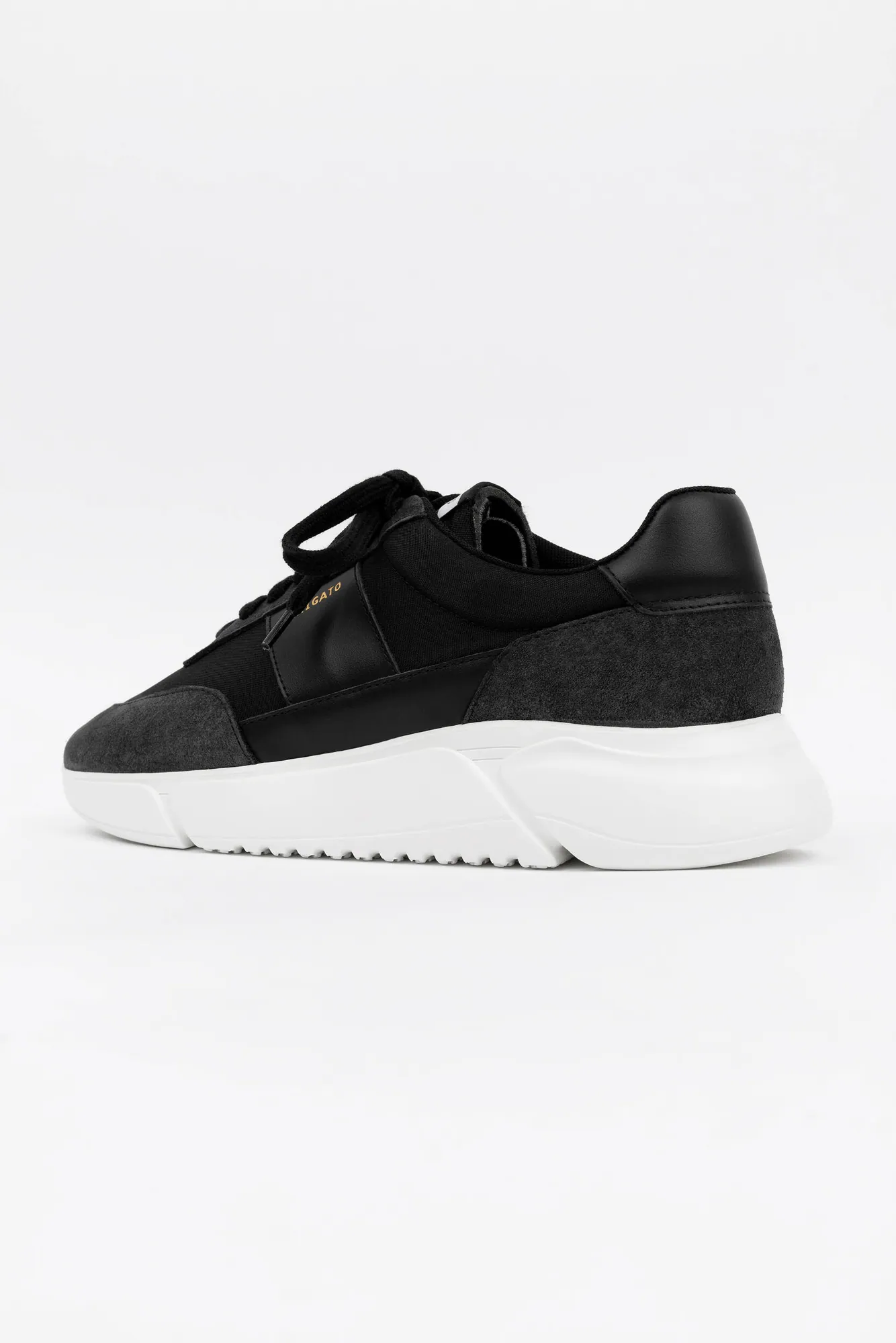 Genesis Vintage Runner