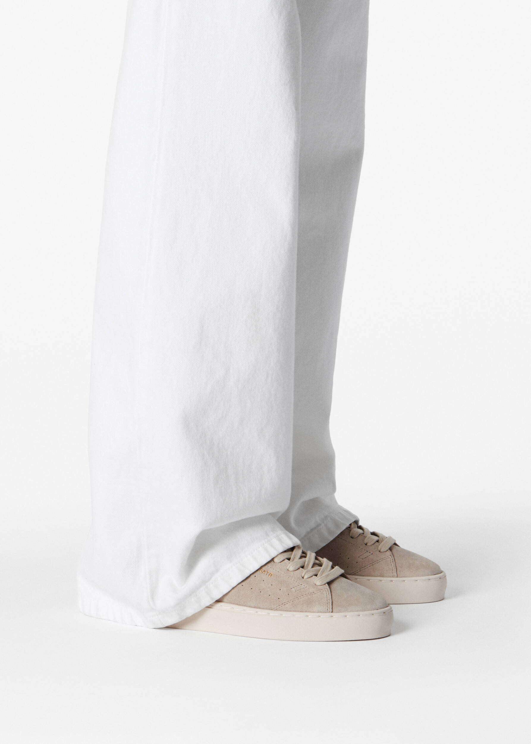 Court Suede Sneaker