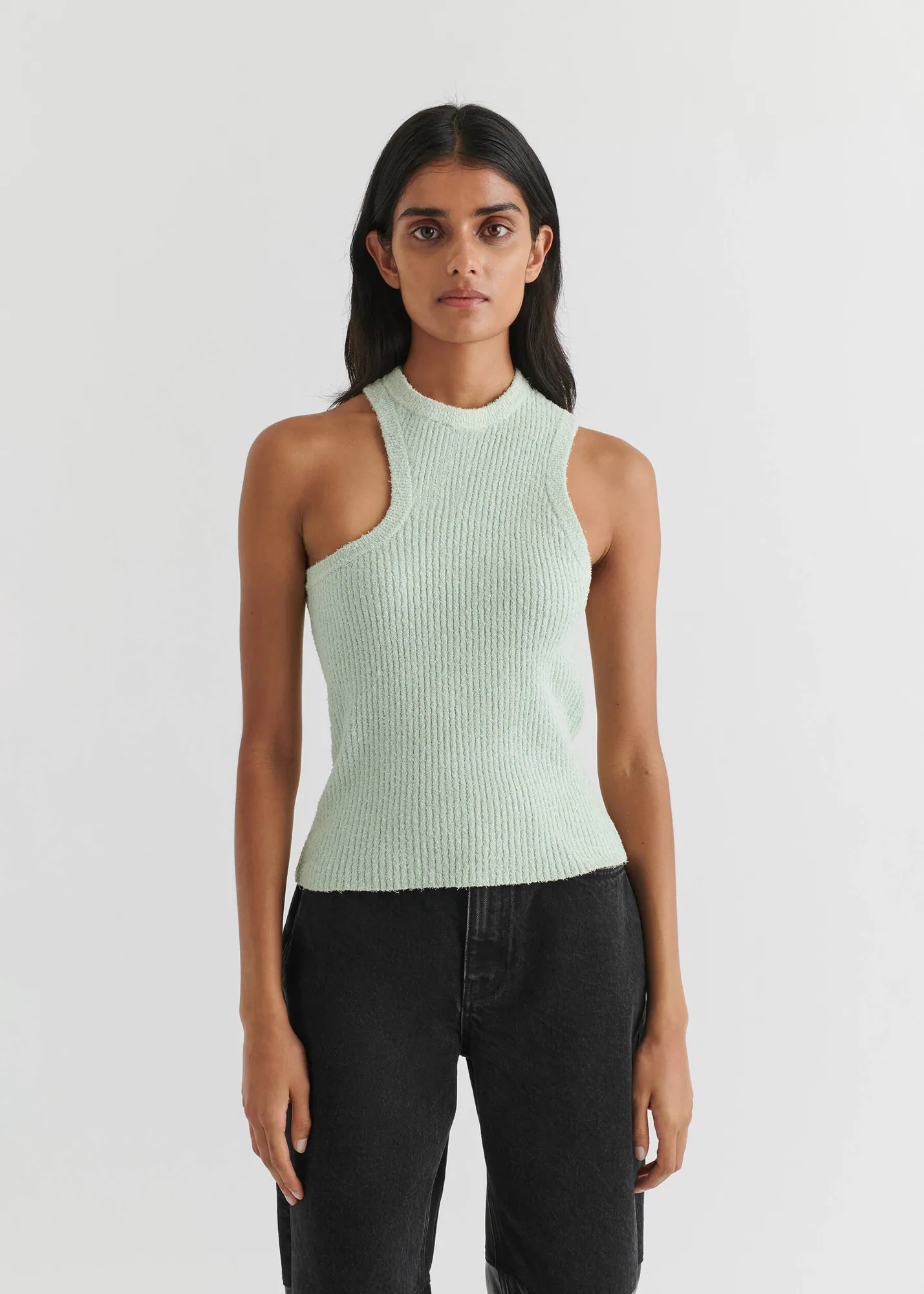 Scoop Asymmetric Tank