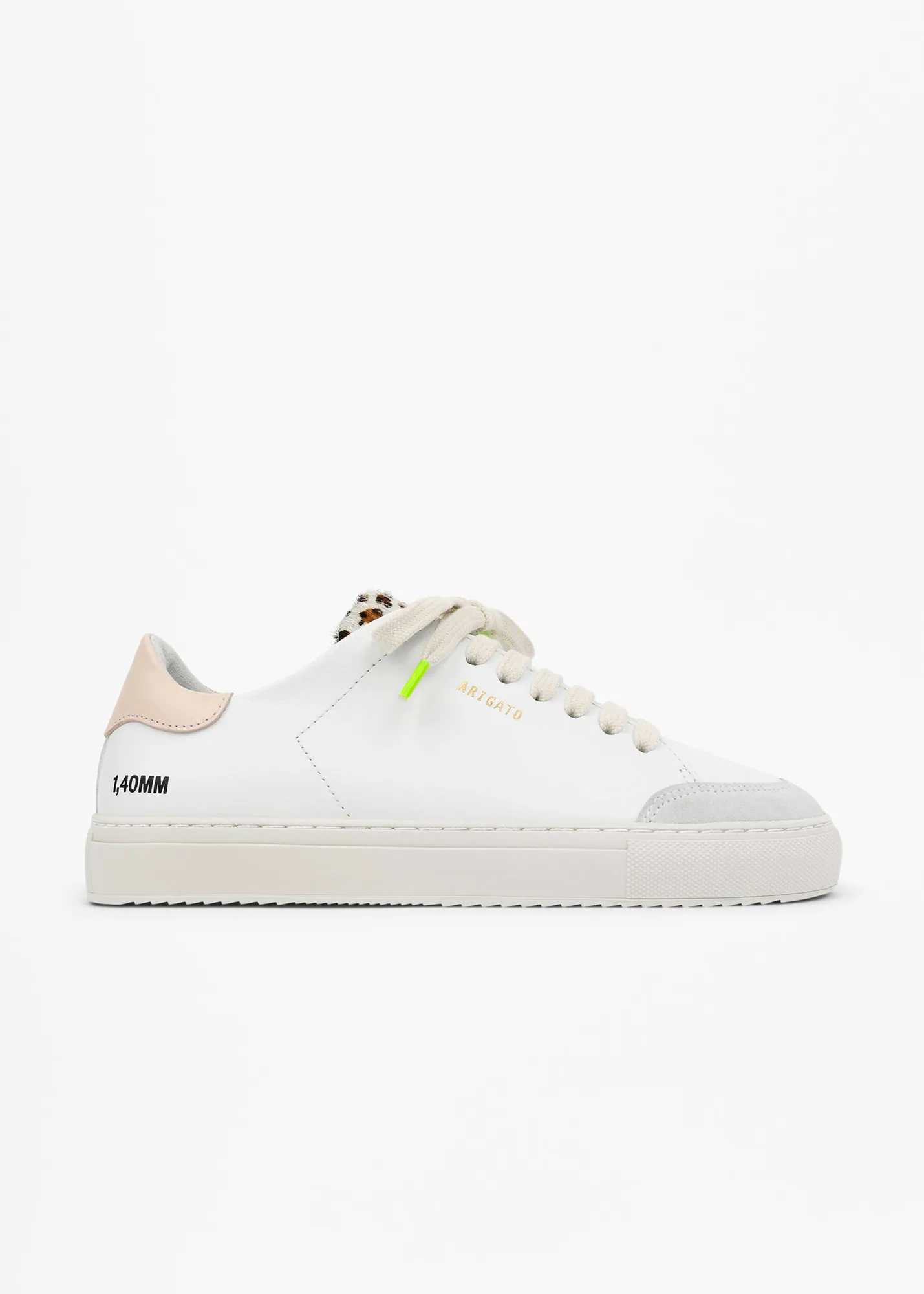 Clean 90 Triple Sneaker