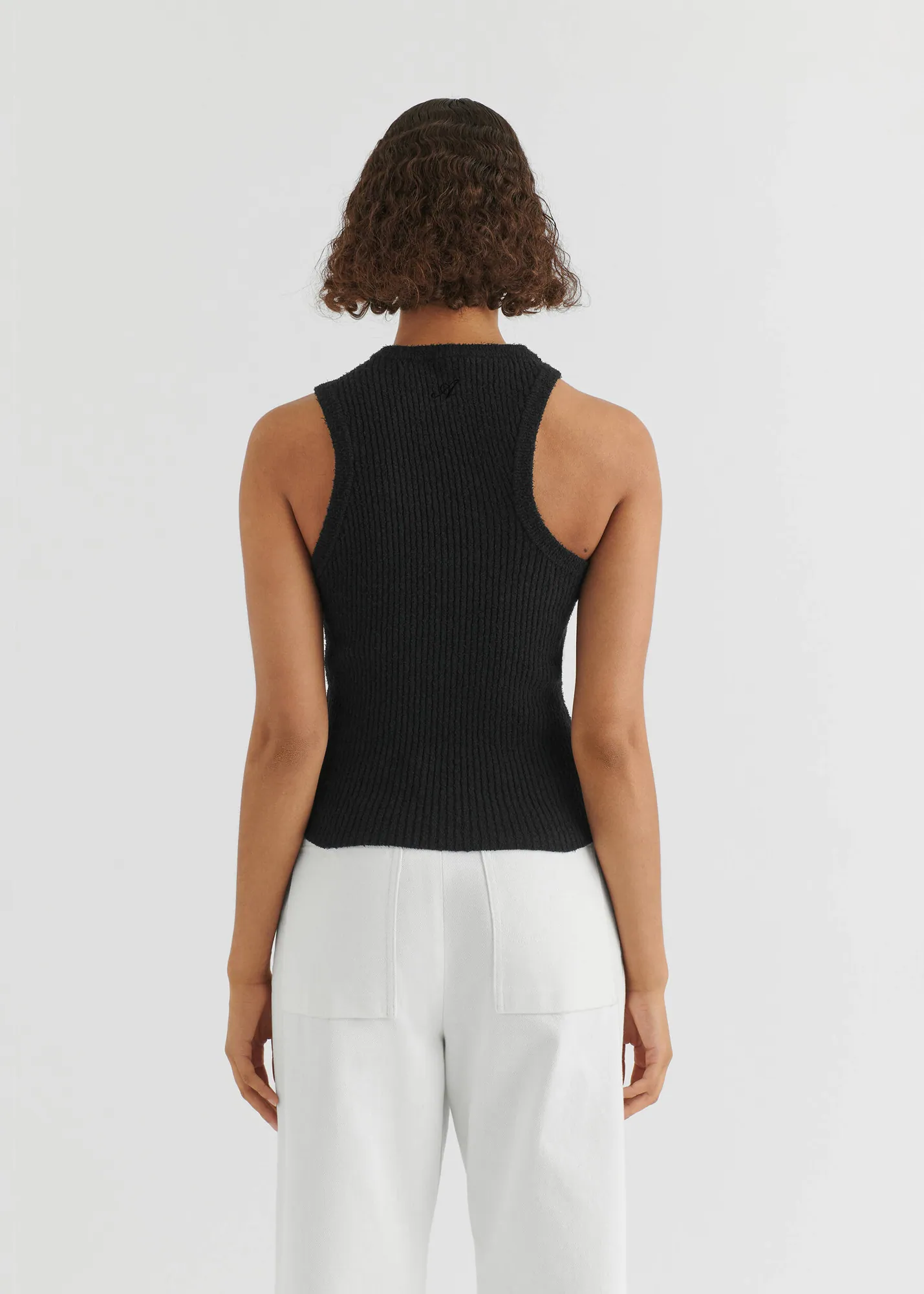 Scoop Asymmetric Tank