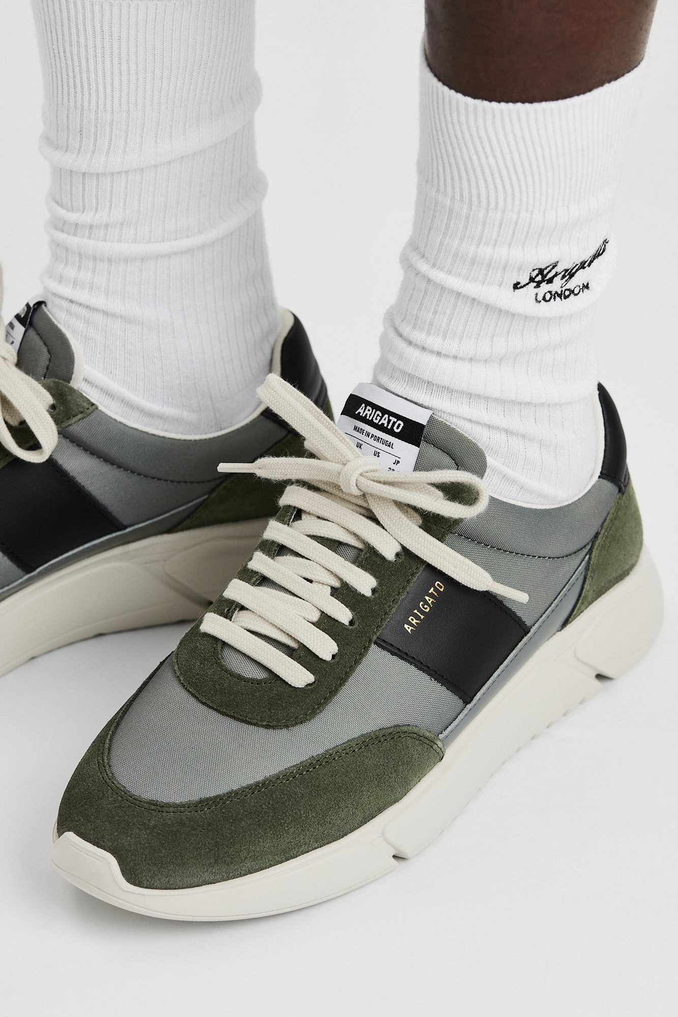 Genesis Vintage Runner