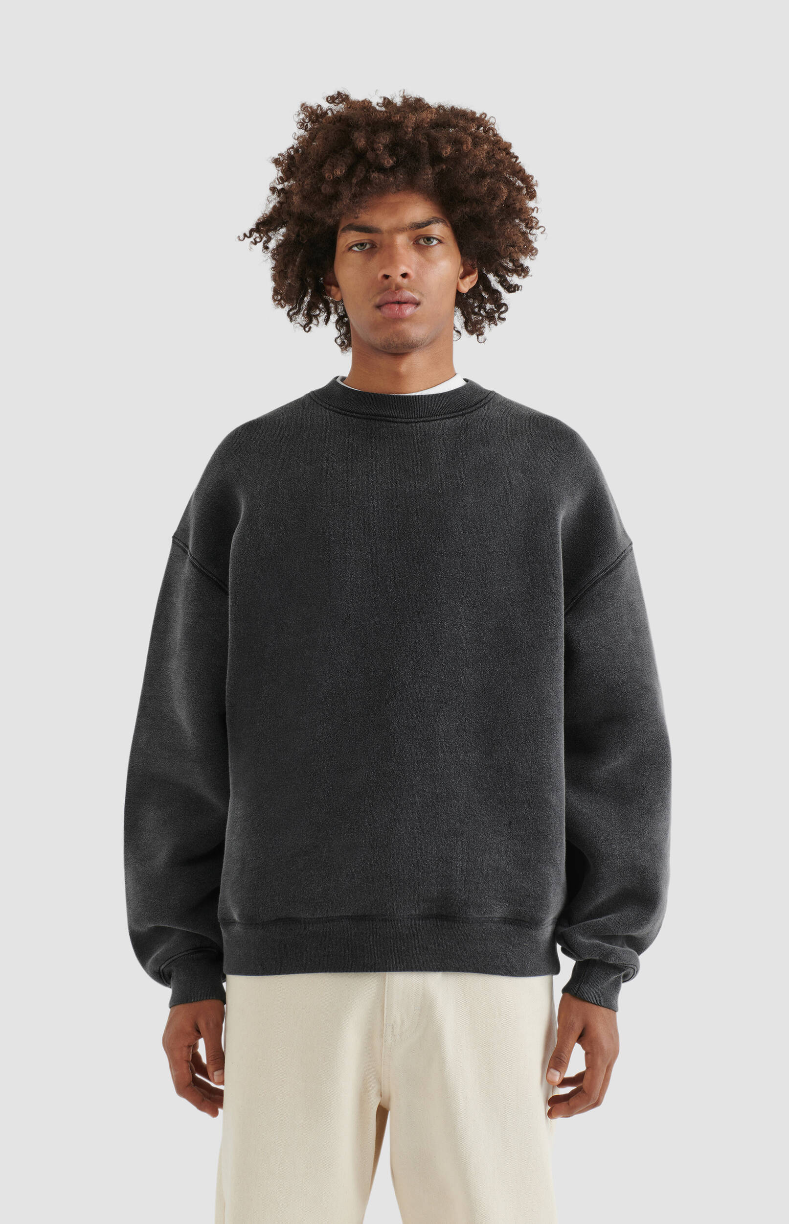 AXEL ARIGATO Typo Sweatshirt