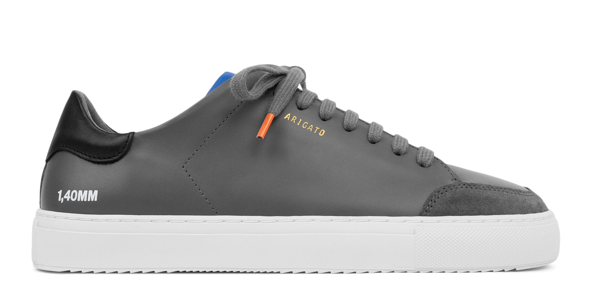 Clean 90 Triple Sneaker