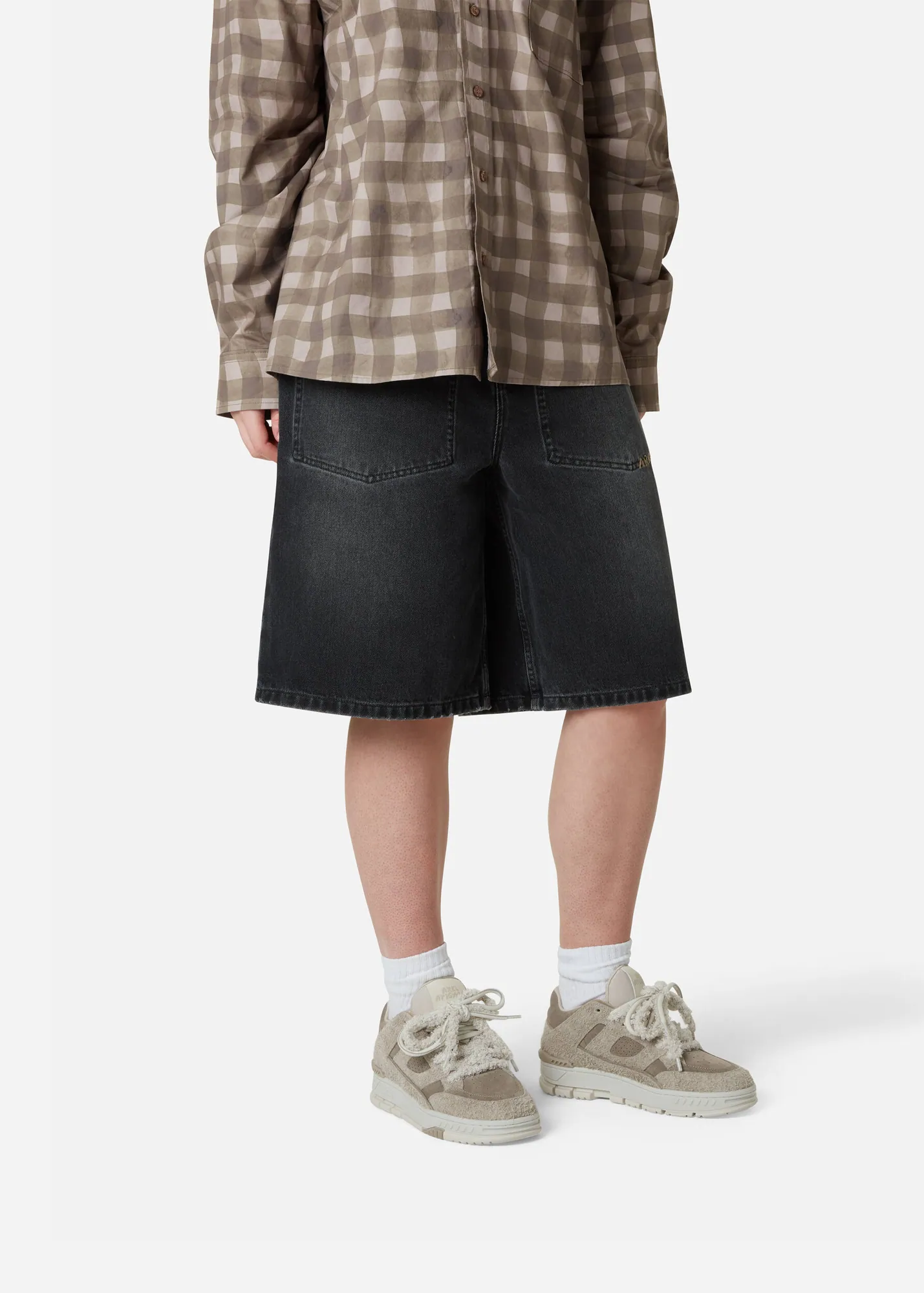 Area Lo Label Sneaker