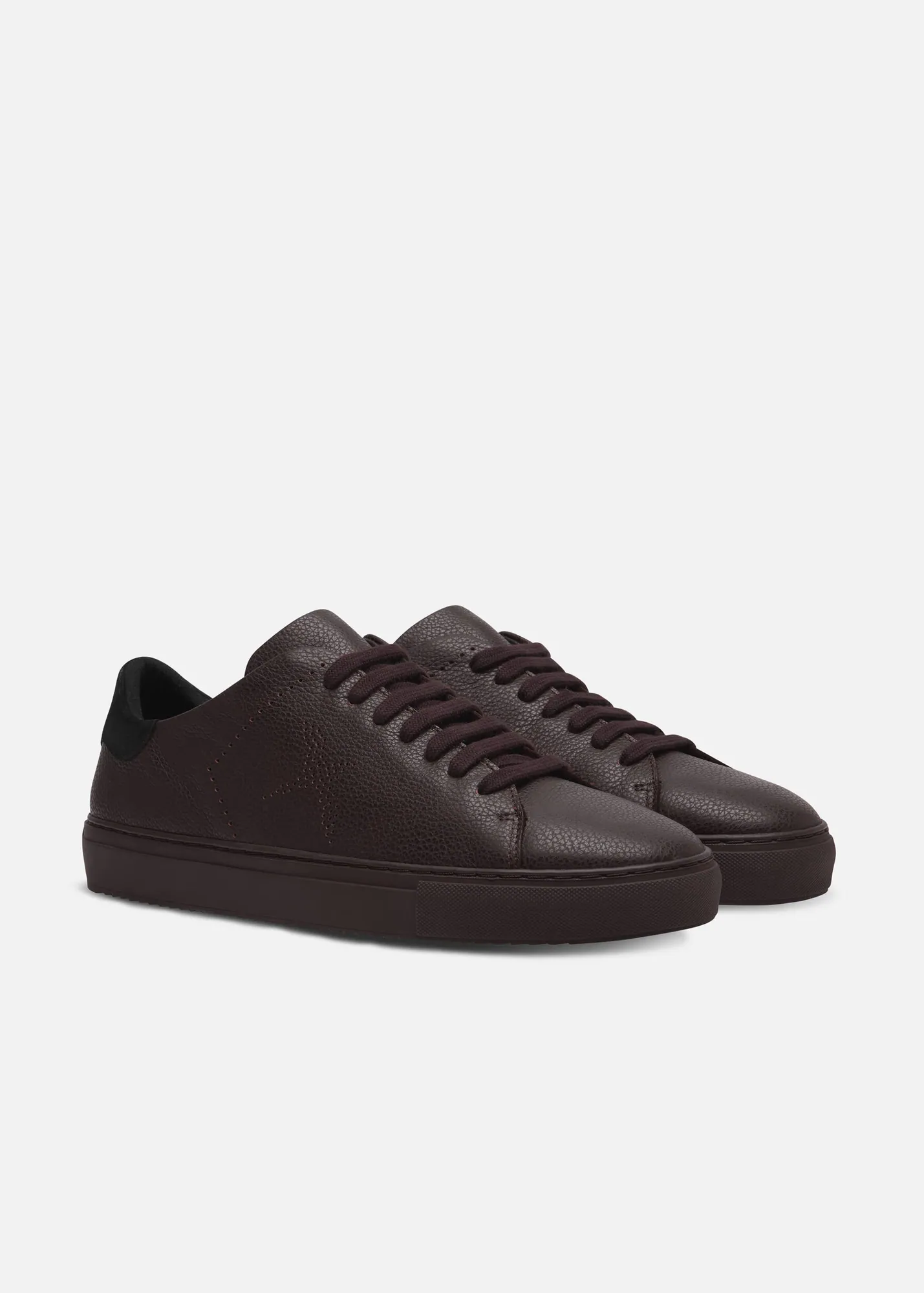 Clean 90 Bee Bird Perf Sneaker