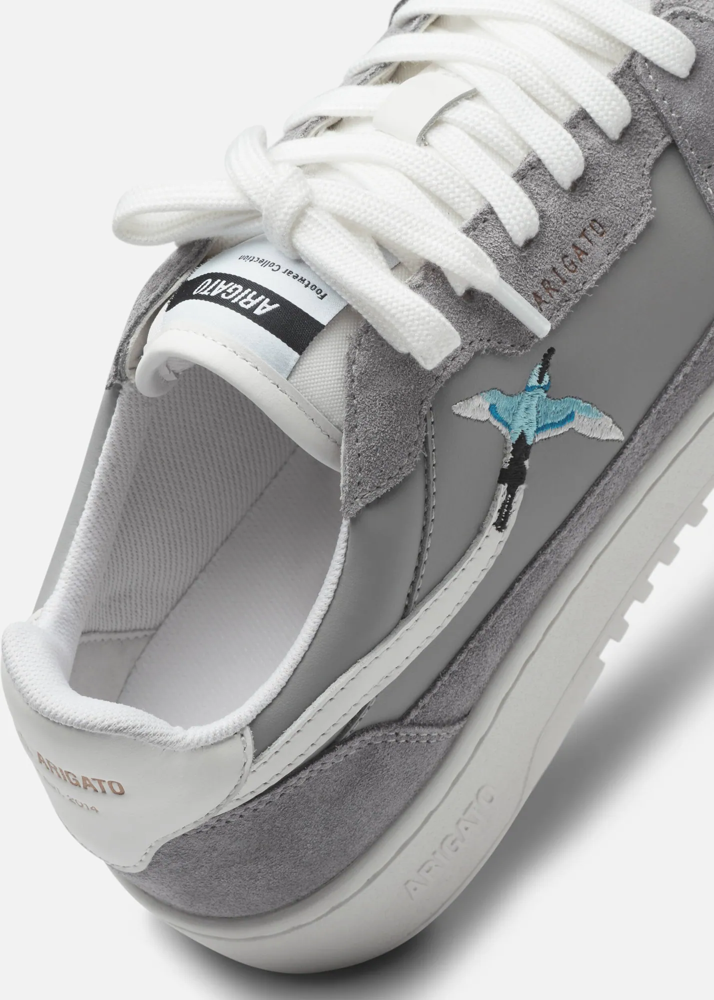 Dice Lo Bee Bird Sneaker