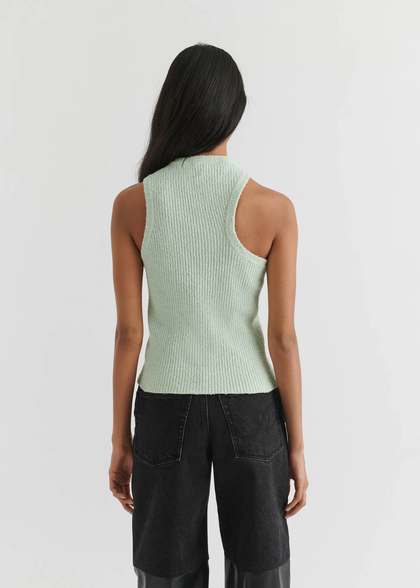 Scoop Asymmetric Tank