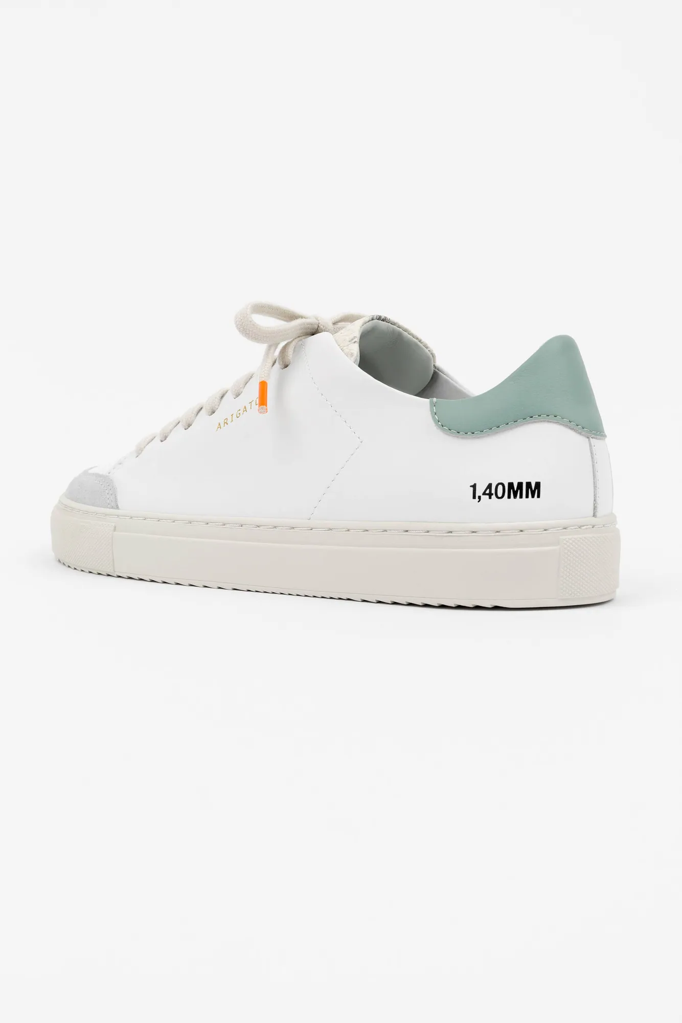 Clean 90 Triple Sneaker
