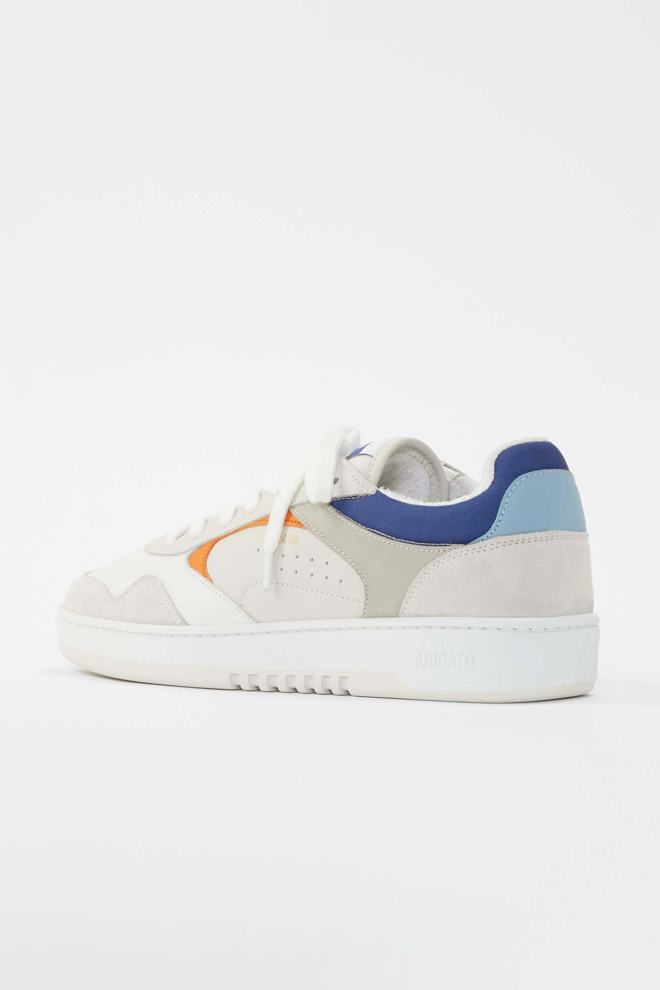 Arlo Sneaker
