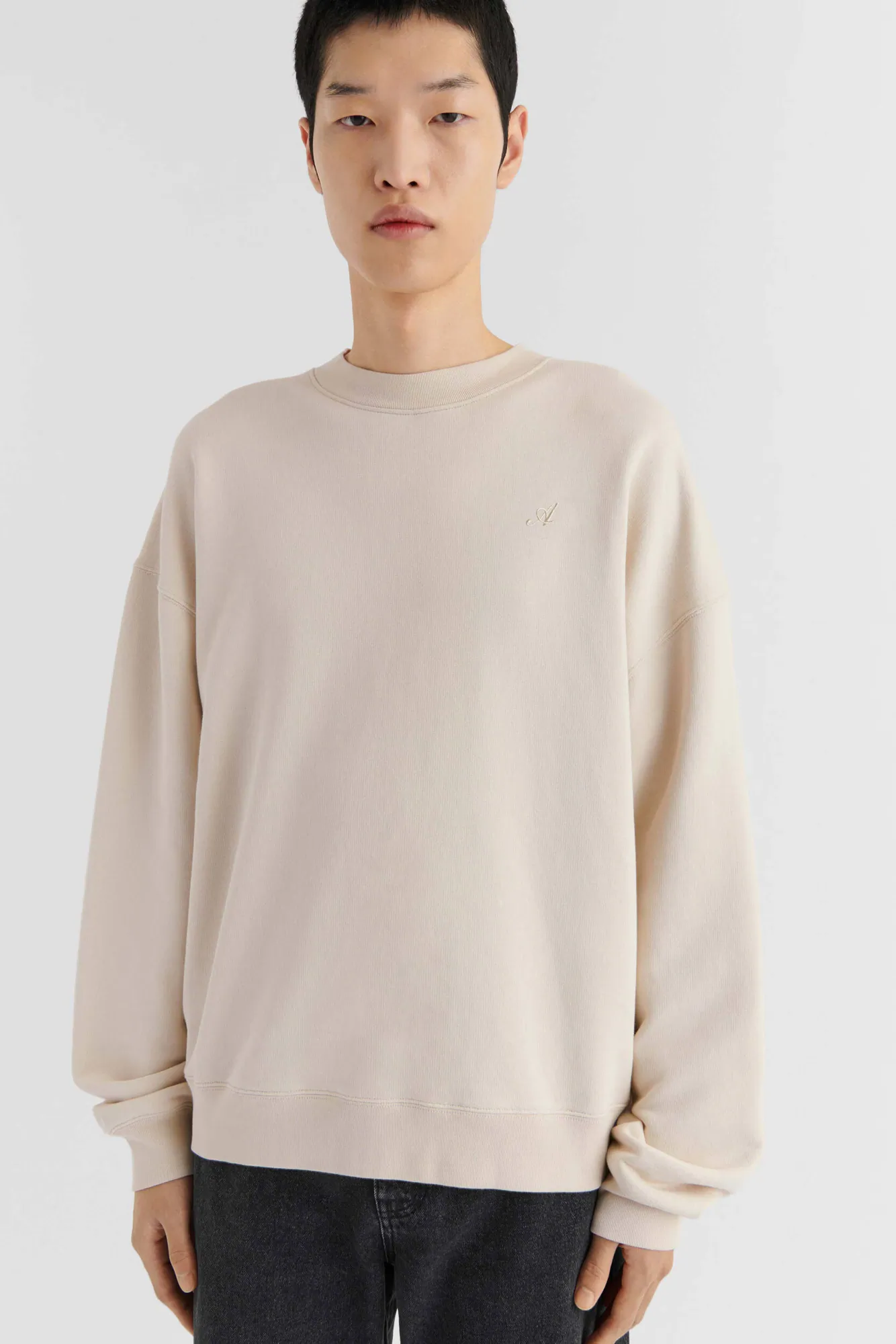 Signature Sweatshirt