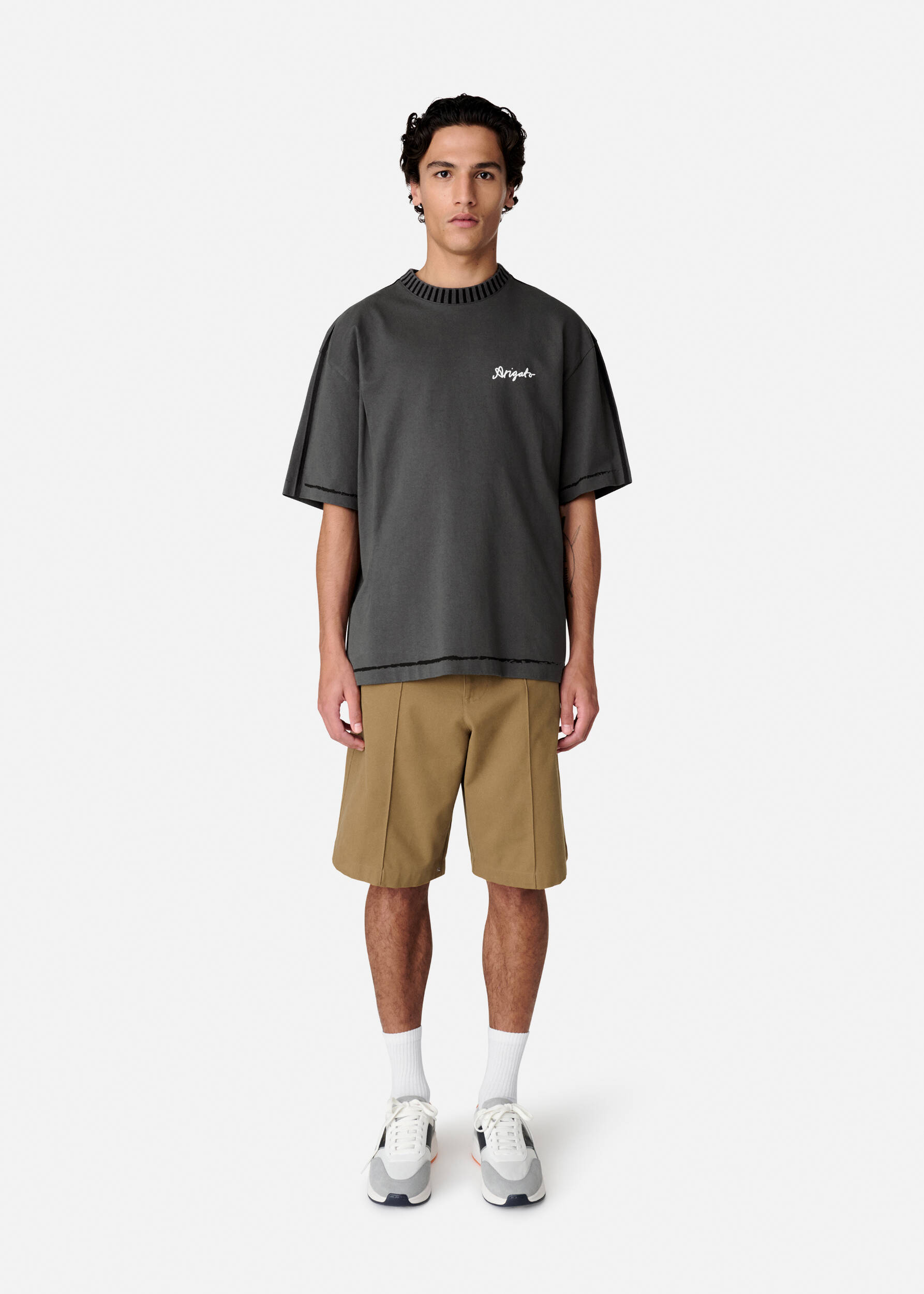 【関税込み】Axel Arigato グレー Seam リラックス Tシャツ AXEL ARIGATO - Signature T-Shirt