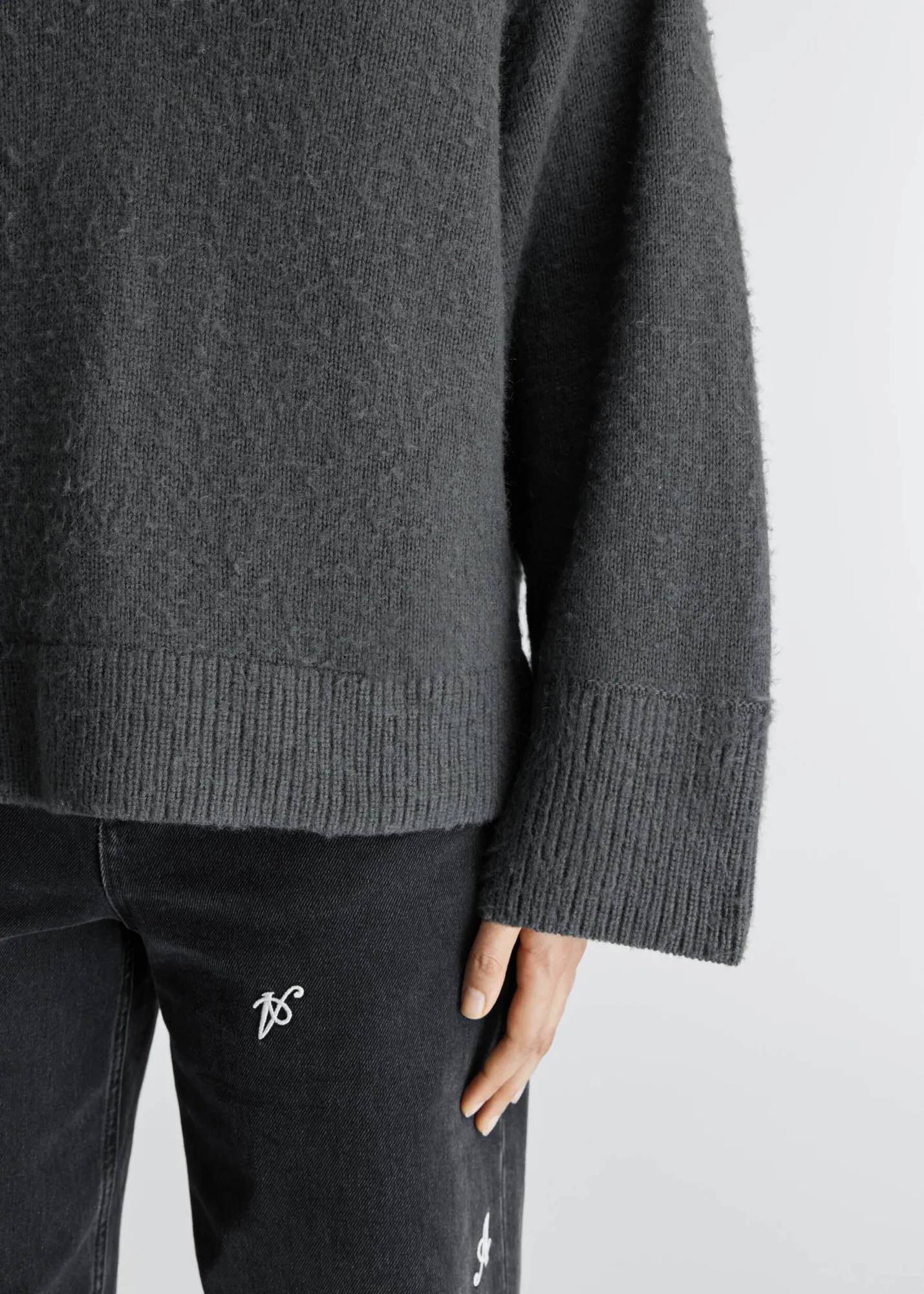 Rain V-neck Sweater
