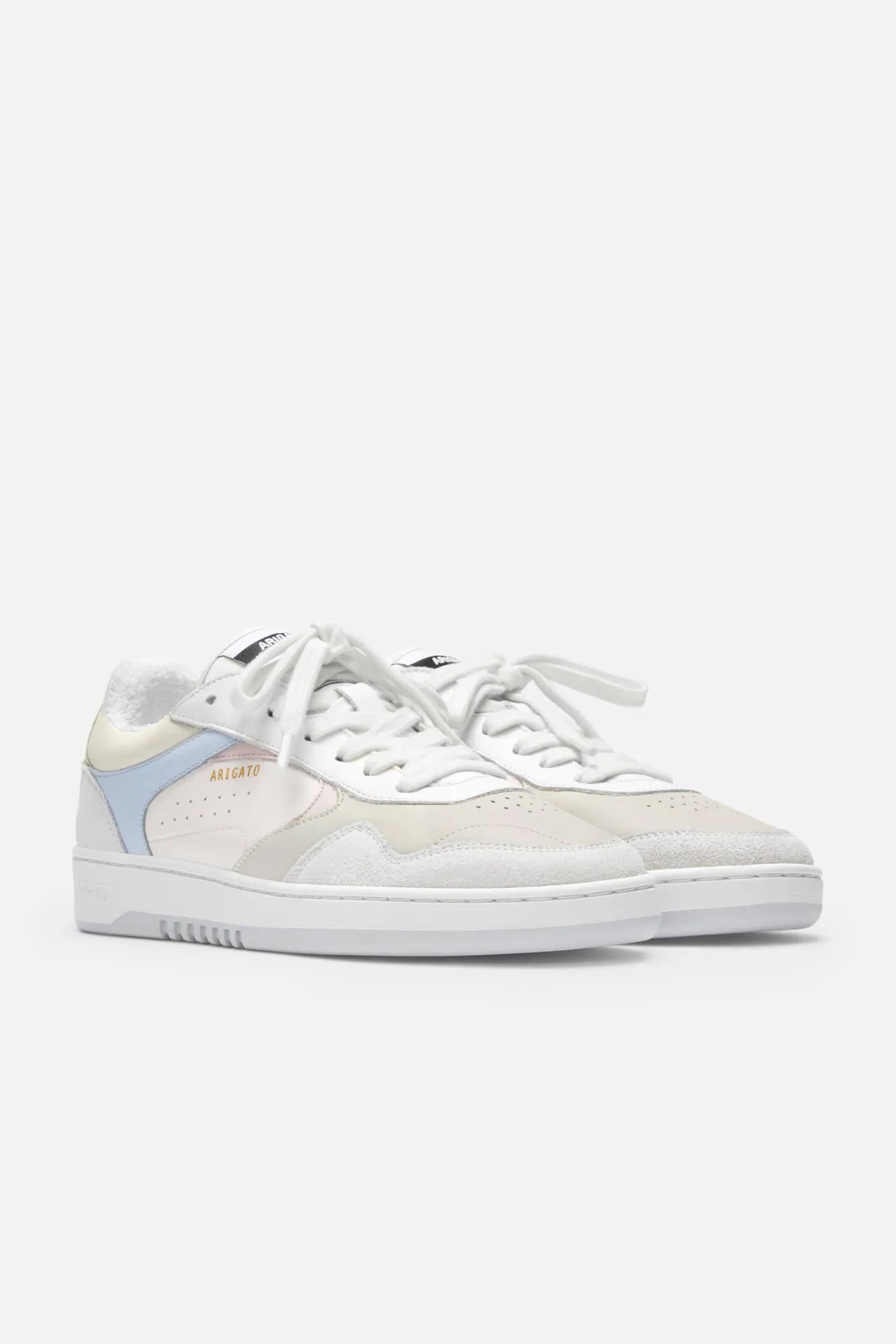 Arlo Sneaker