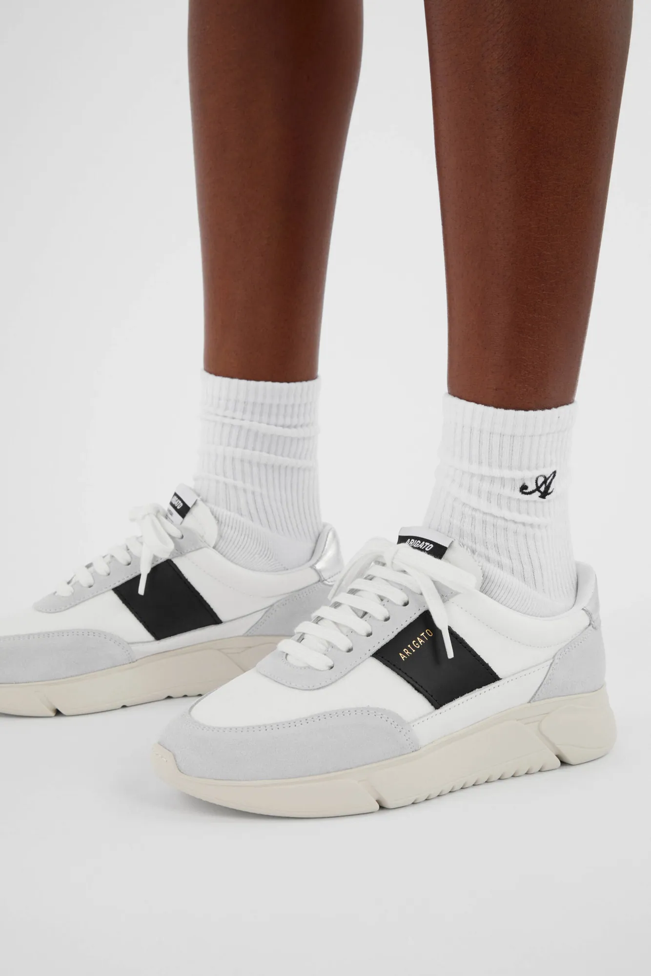 Genesis Vintage Runner