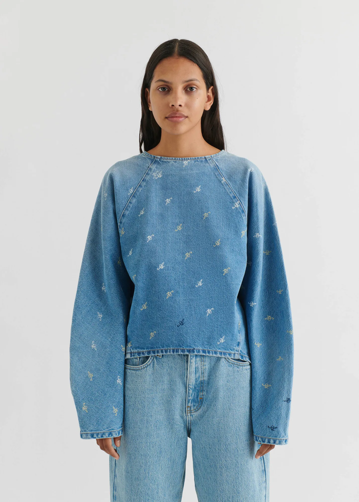 Daisy Script A Sweatshirt