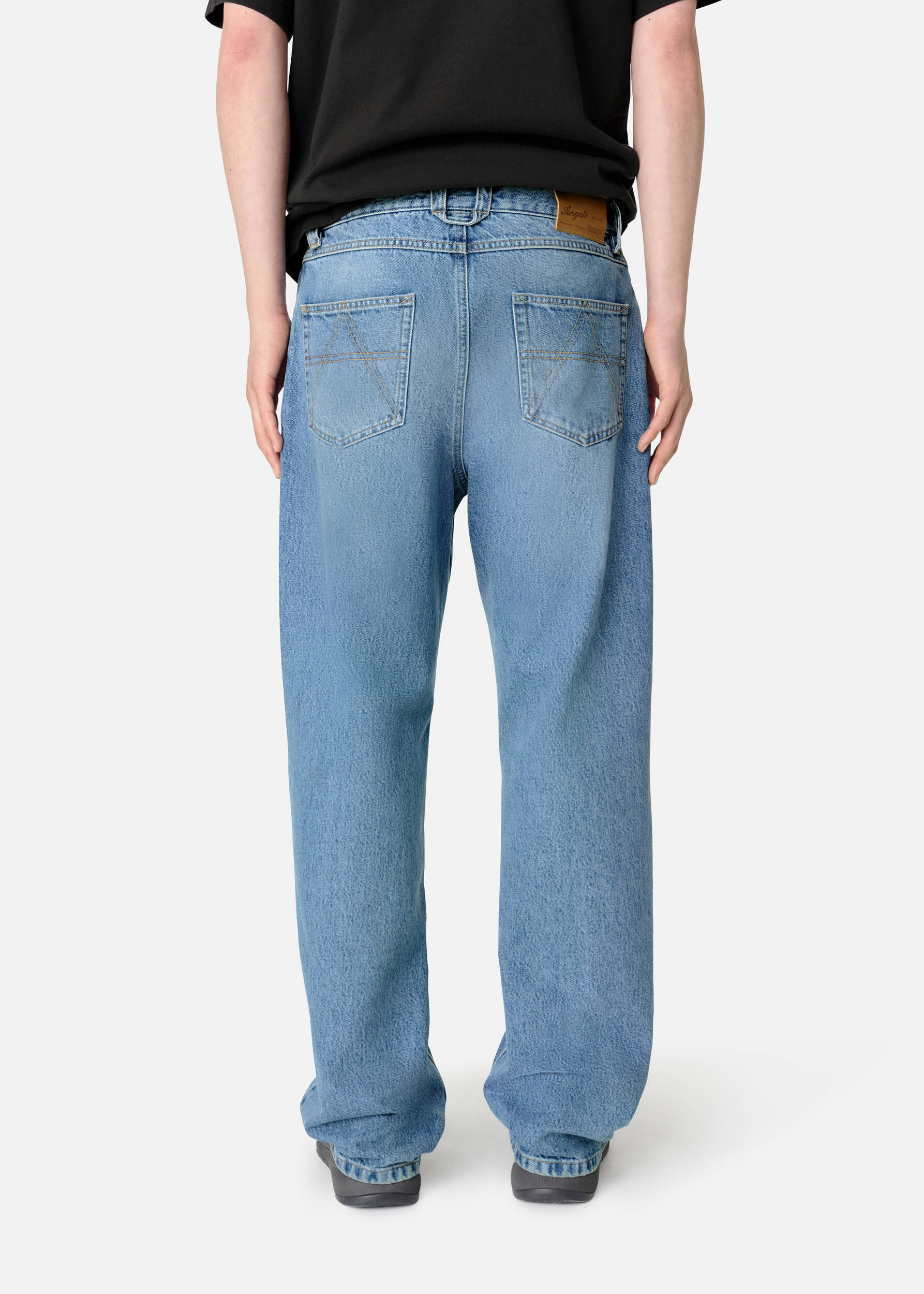 Zine Relaxed-Fit Jeans