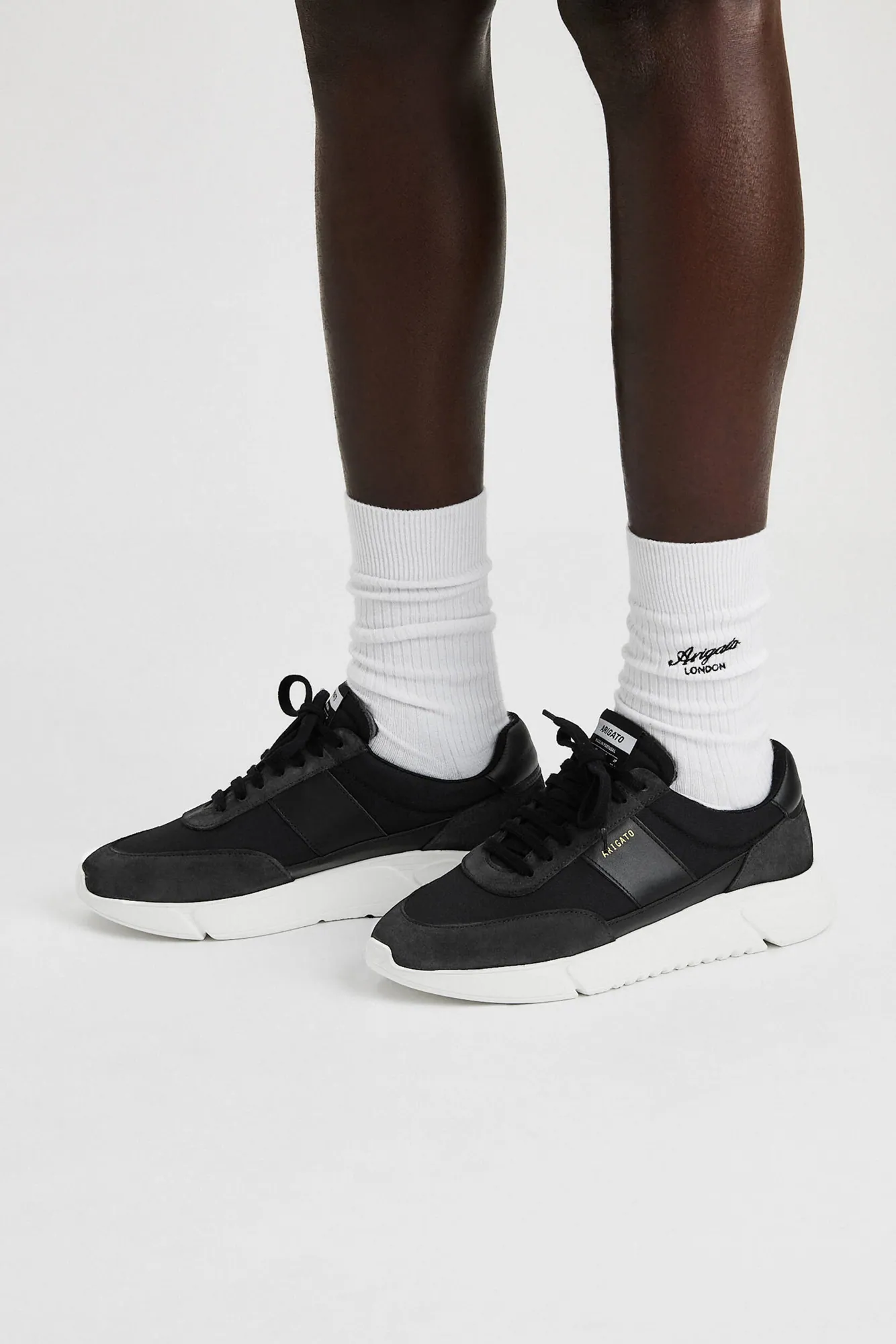 Genesis Vintage Runner