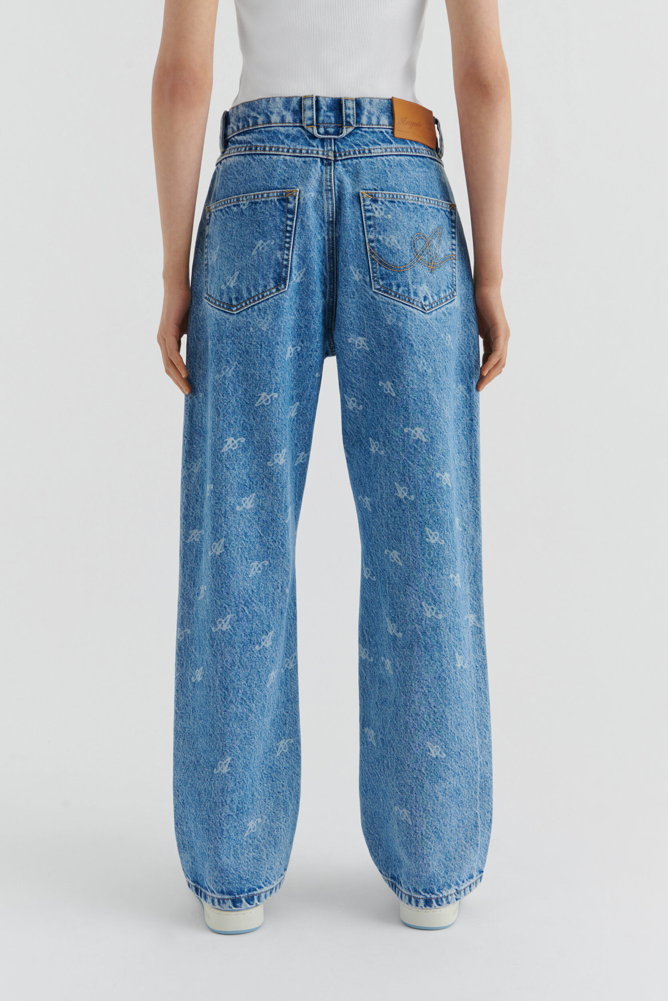Faded Signature Sly Jeans
