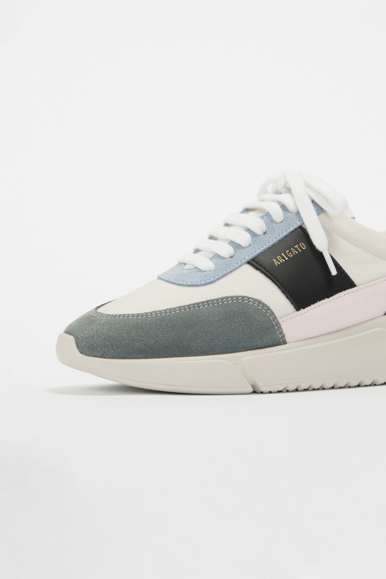 Genesis Vintage Runner