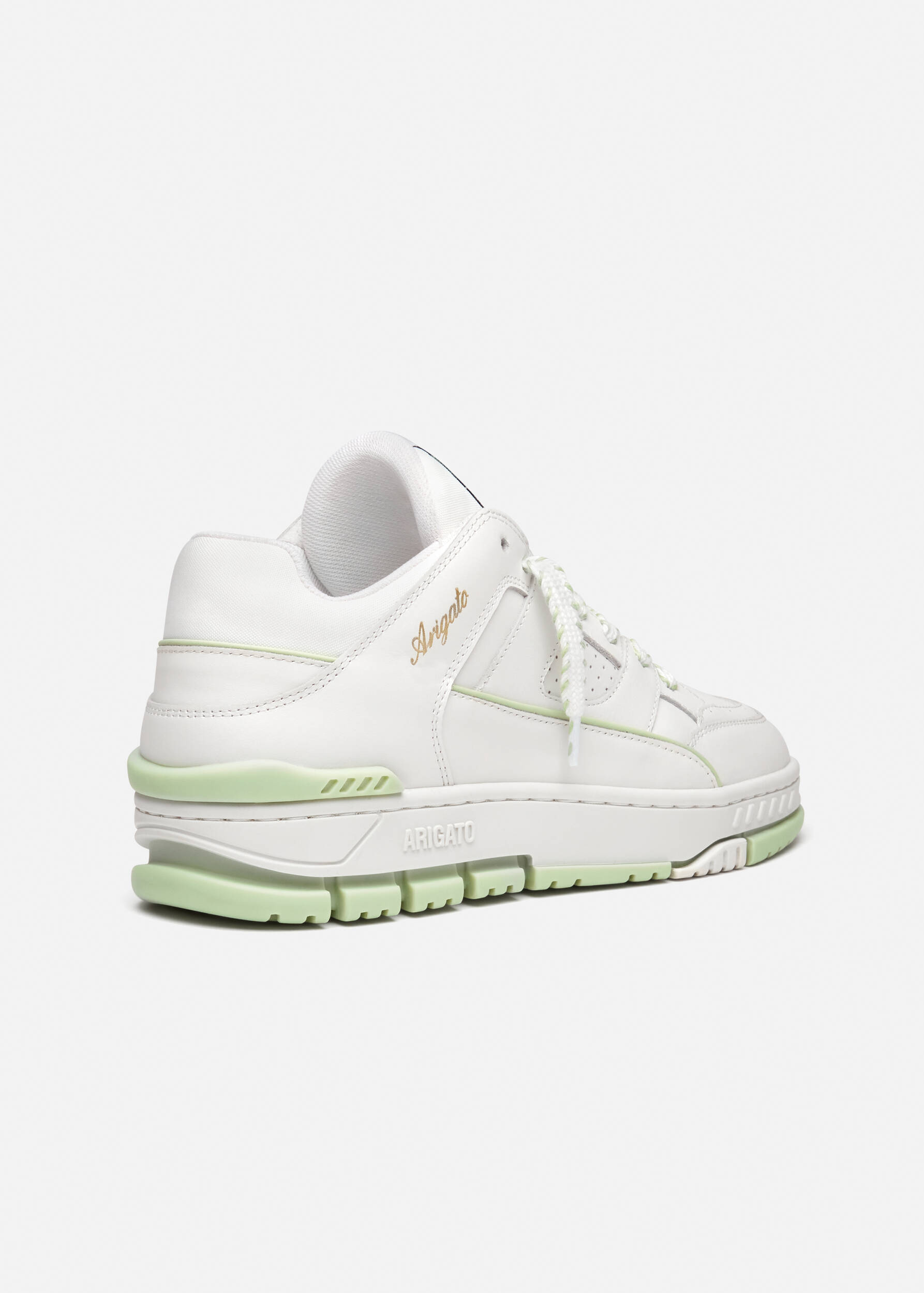 【関税込み】Axel Arigato ホワイト Area Hi スニーカー White Area Hi Sneakers by Axel Arigato on Sale