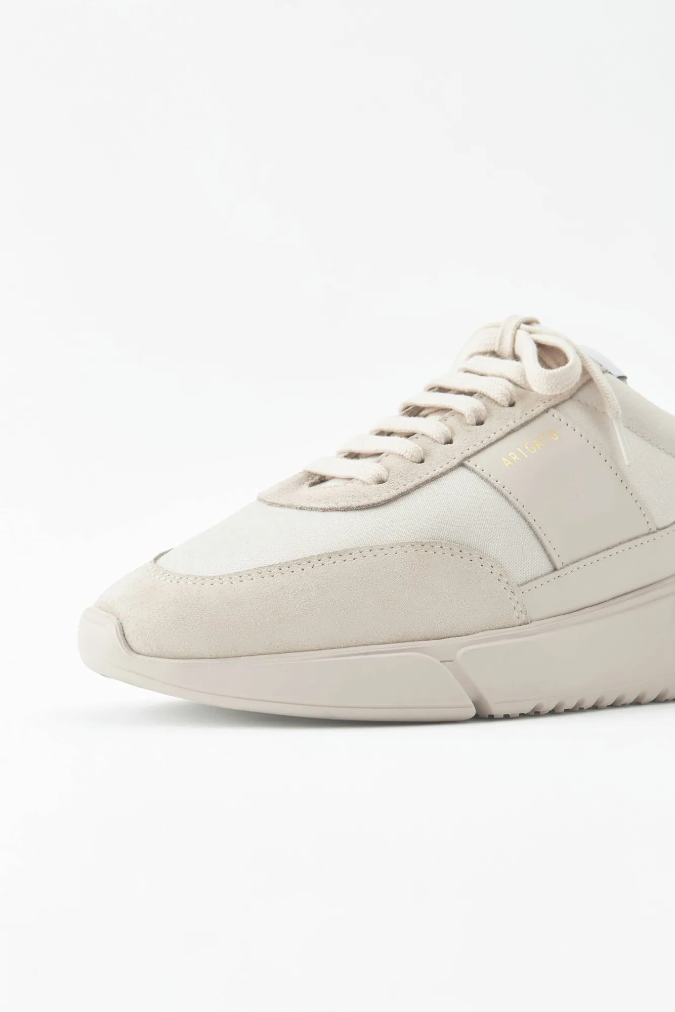 Genesis Vintage Runner