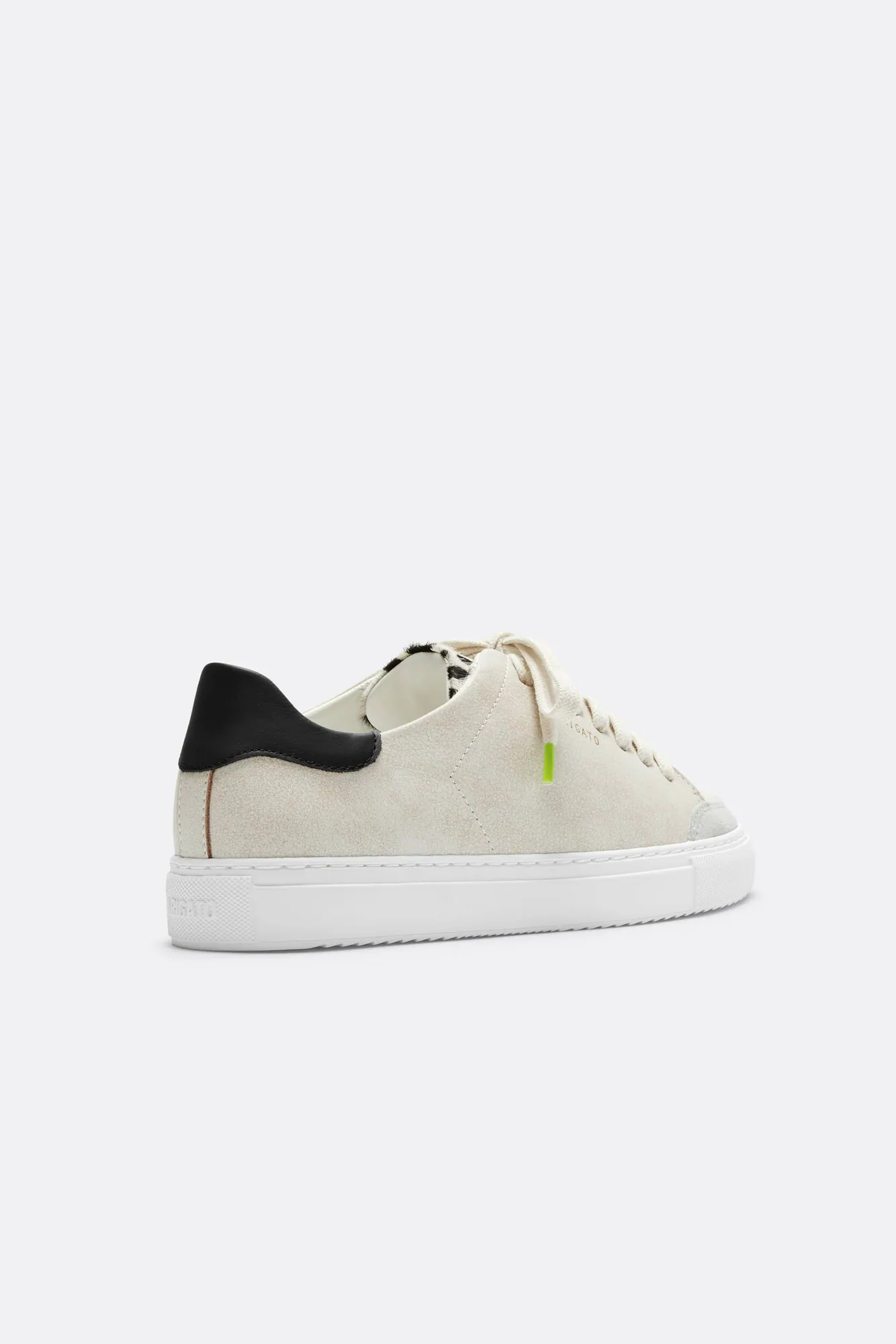 Clean 90 Triple Sneaker