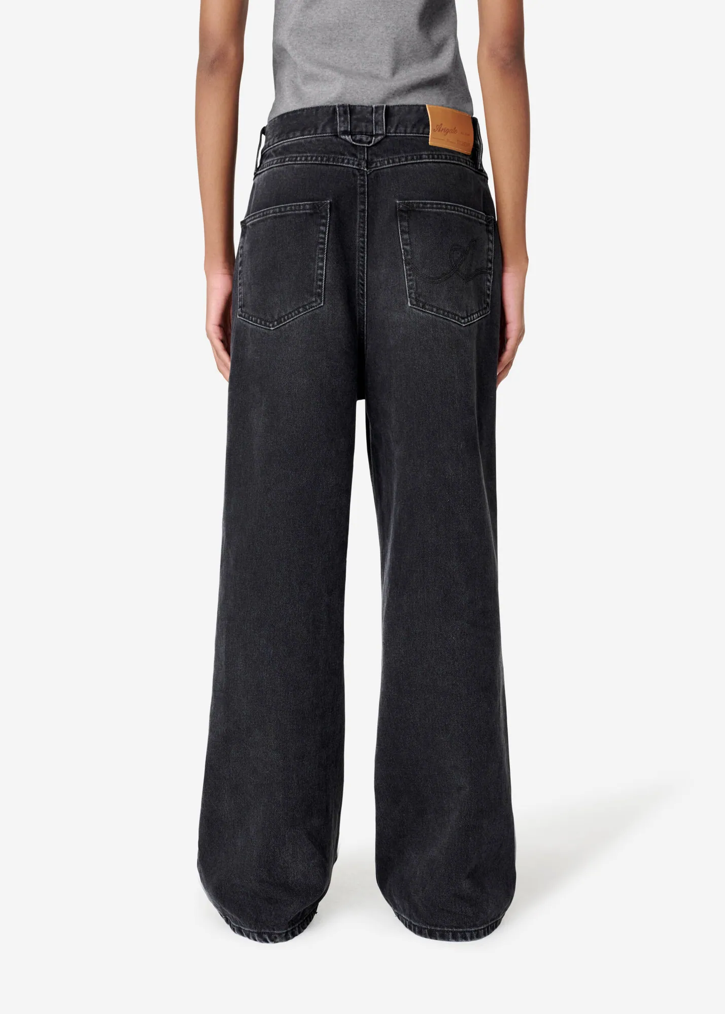 Clara Wide-Leg Jeans