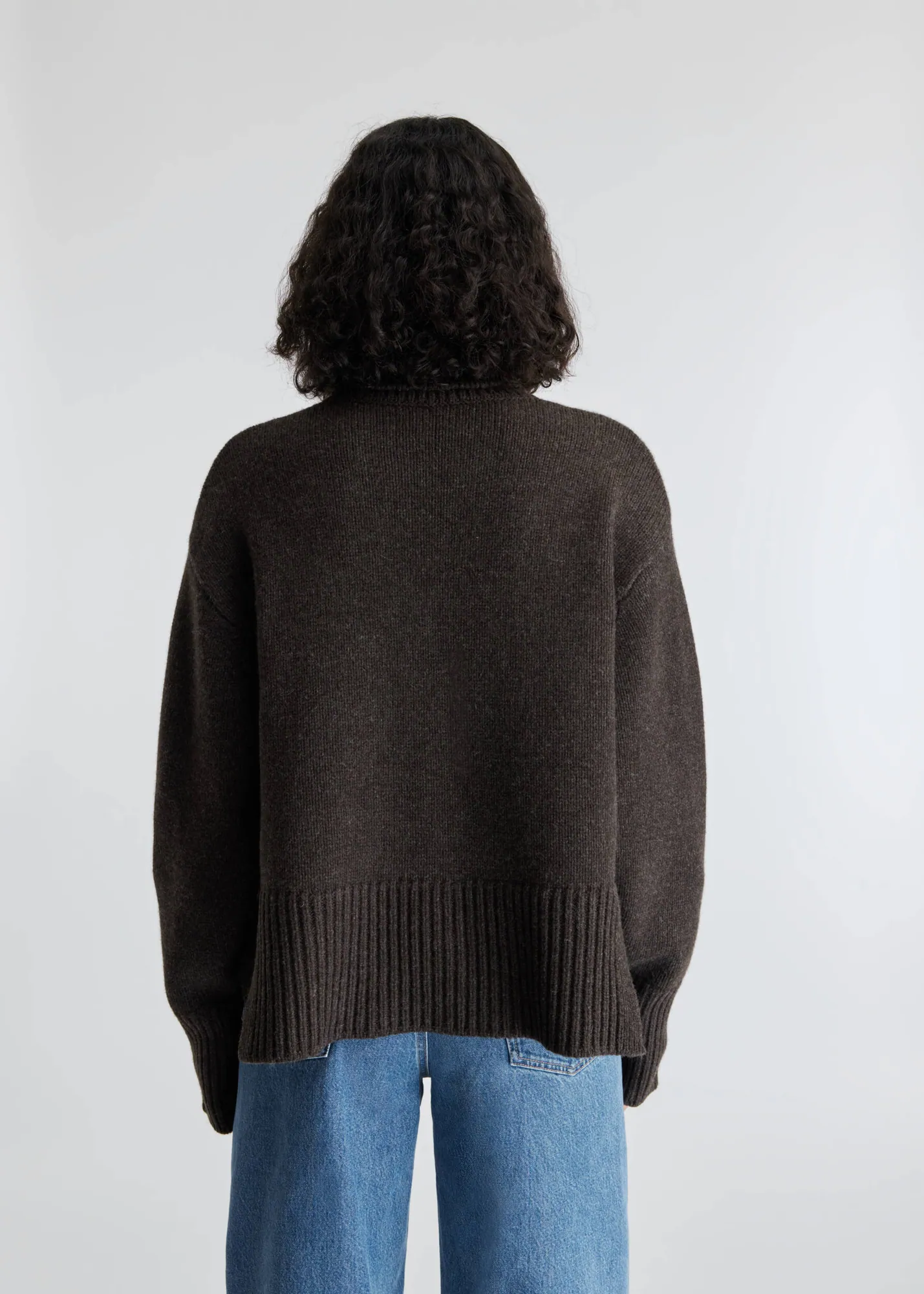 Remain Cropped Sweater