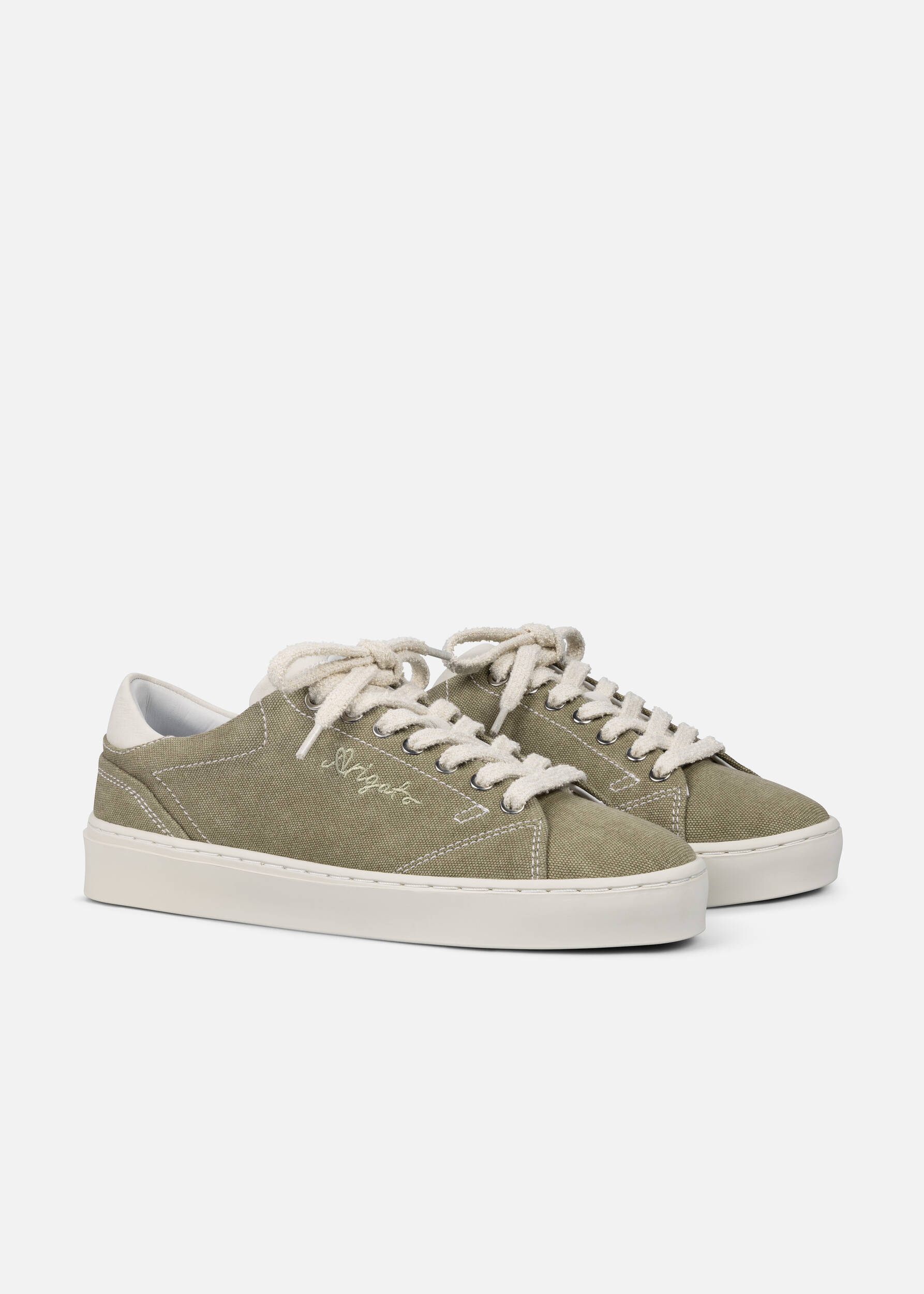 COURT LITE SNEAKER