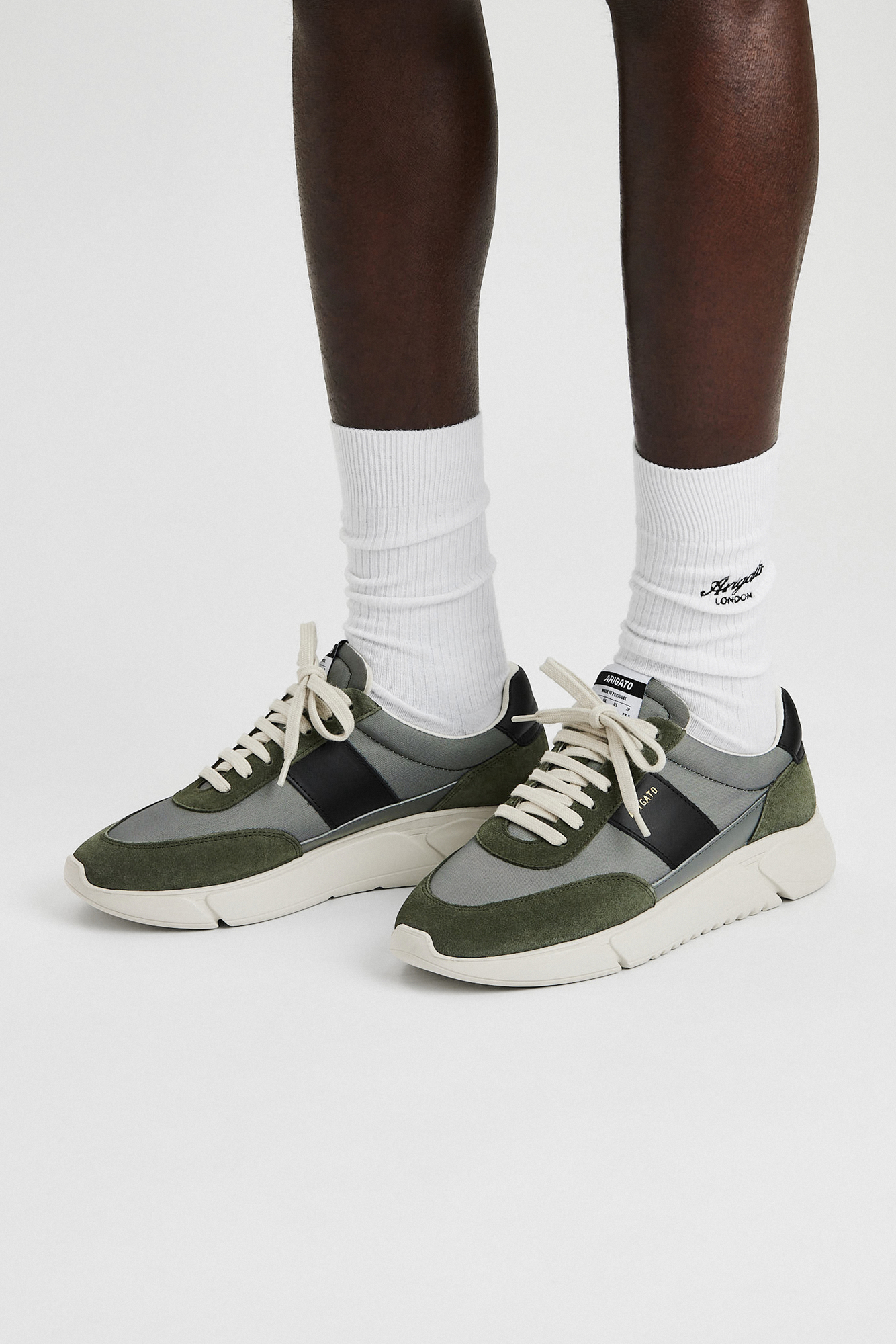 Genesis Vintage Runner