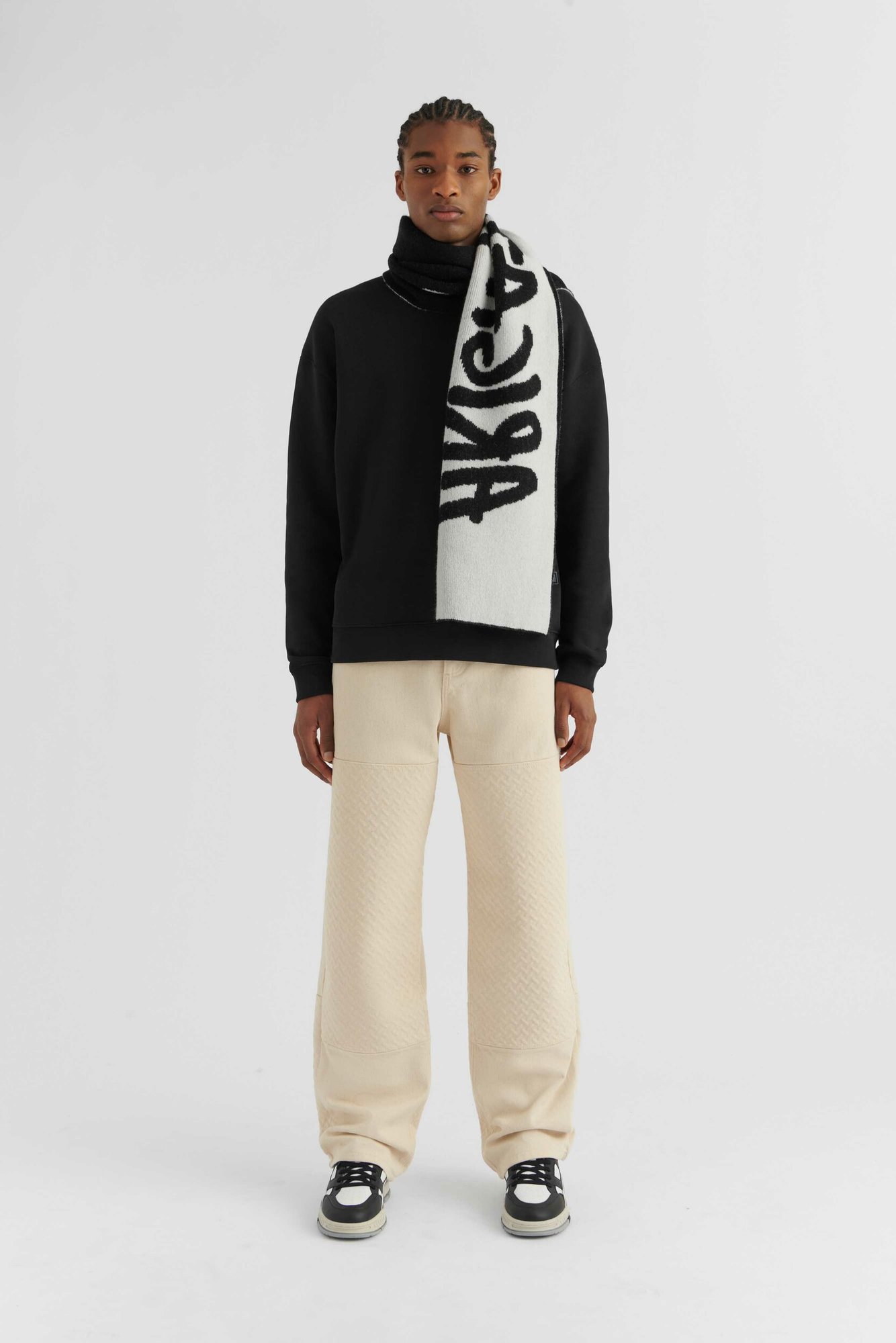 Tilt Sweatshirt