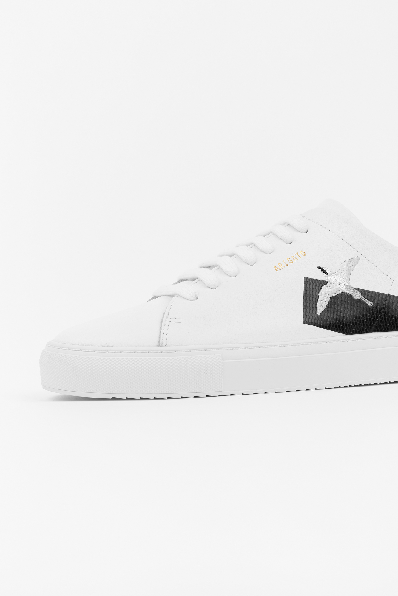 Clean 90 Tape Bee Bird Sneaker
