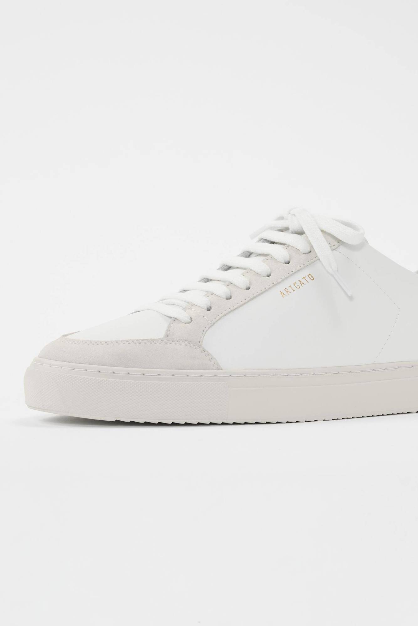 Clean 90 Triple Sneaker